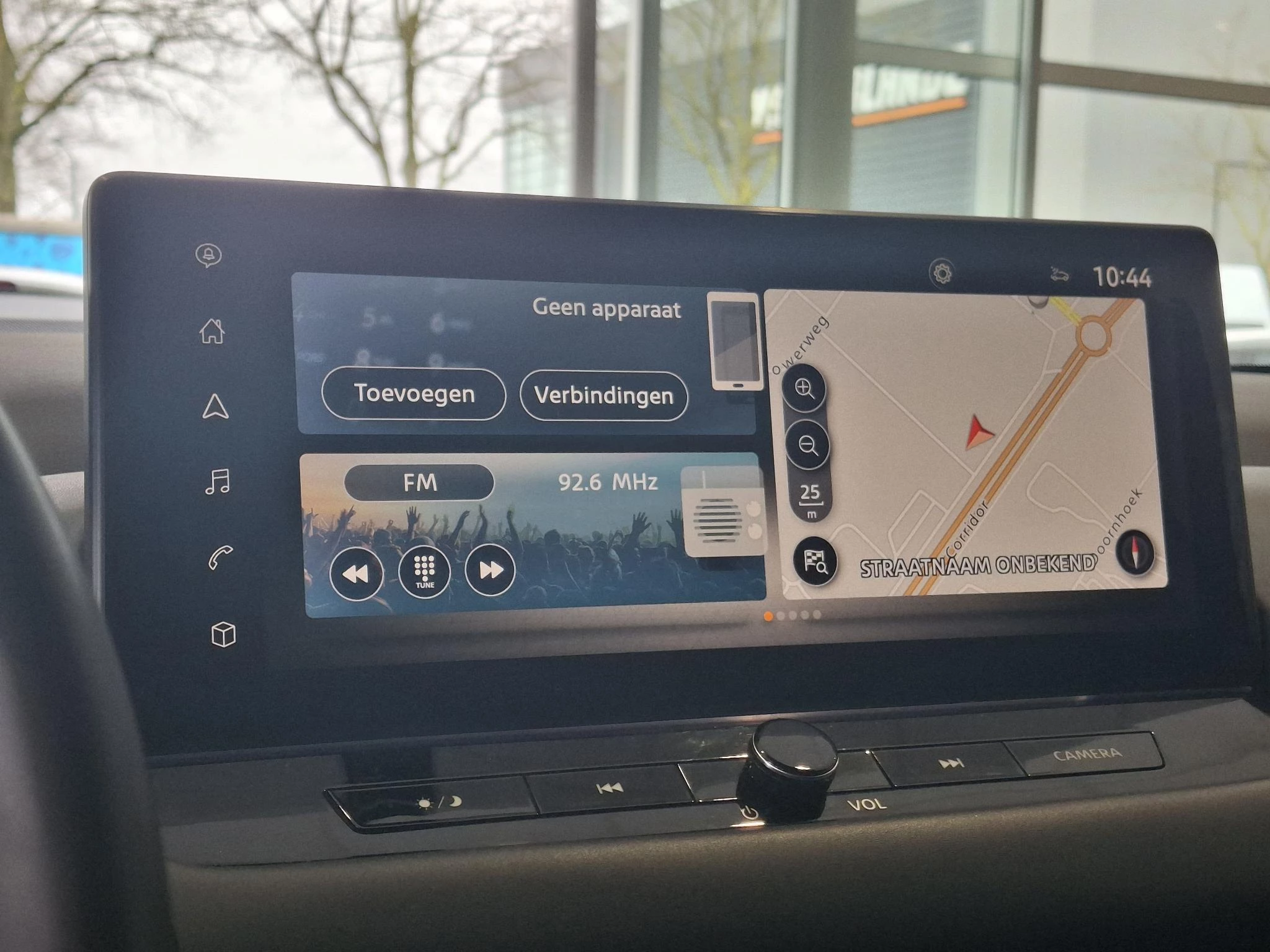 Nissan-QASHQAI-image-12