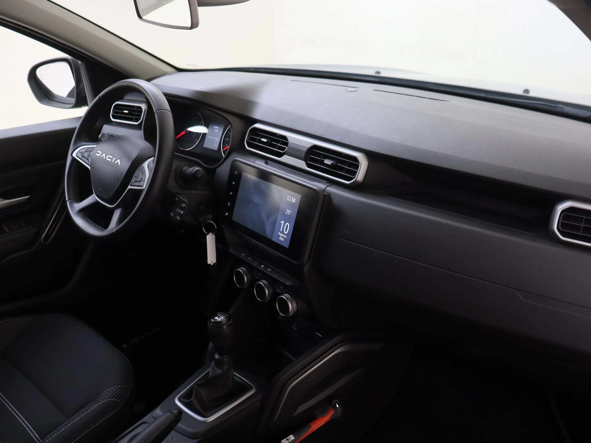 Dacia-Duster-image-5