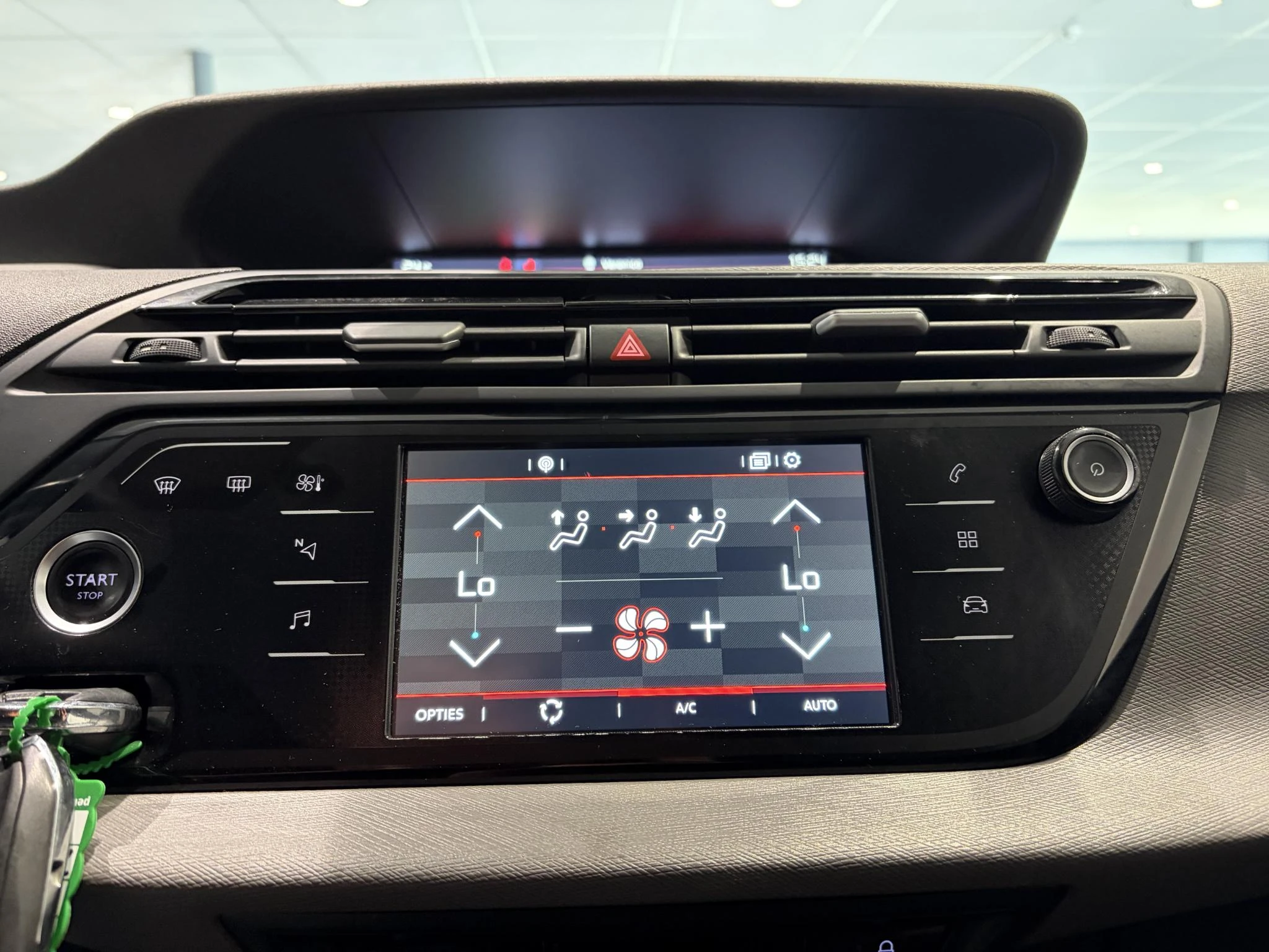 Citroën-C4 Spacetourer-image-15