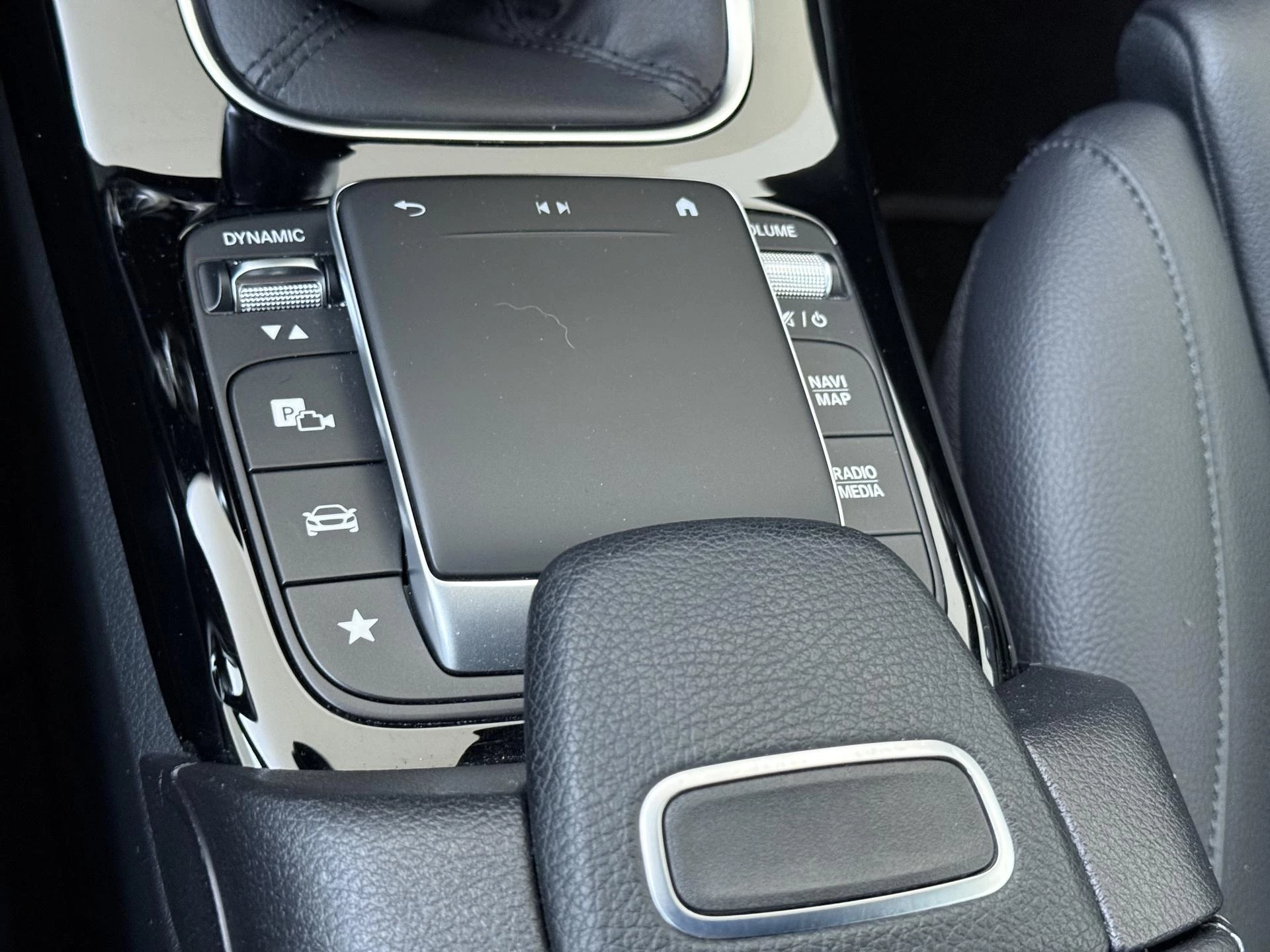 Mercedes-Benz-A-Klasse-image-21