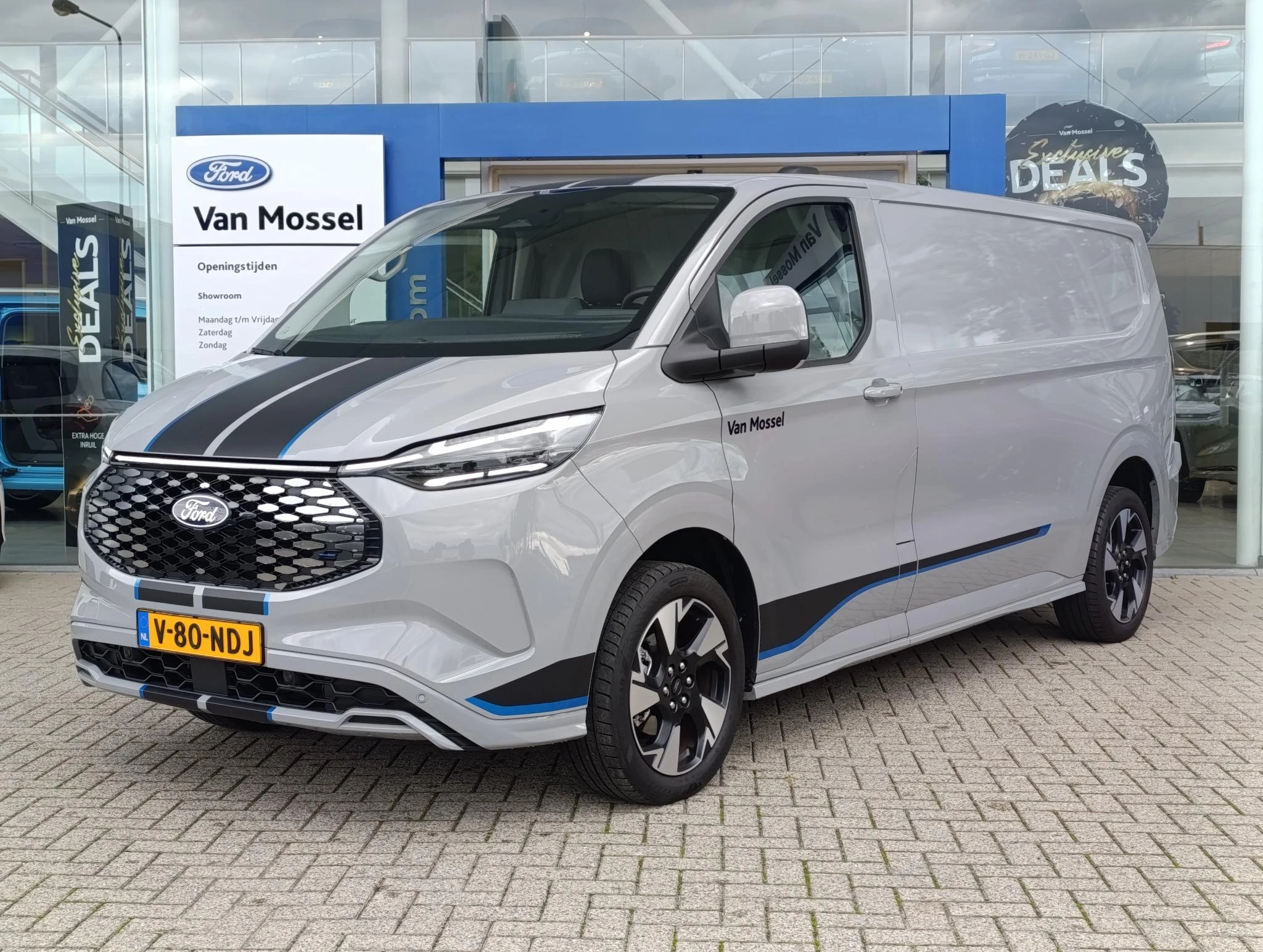 Ford-E-Transit-image-24
