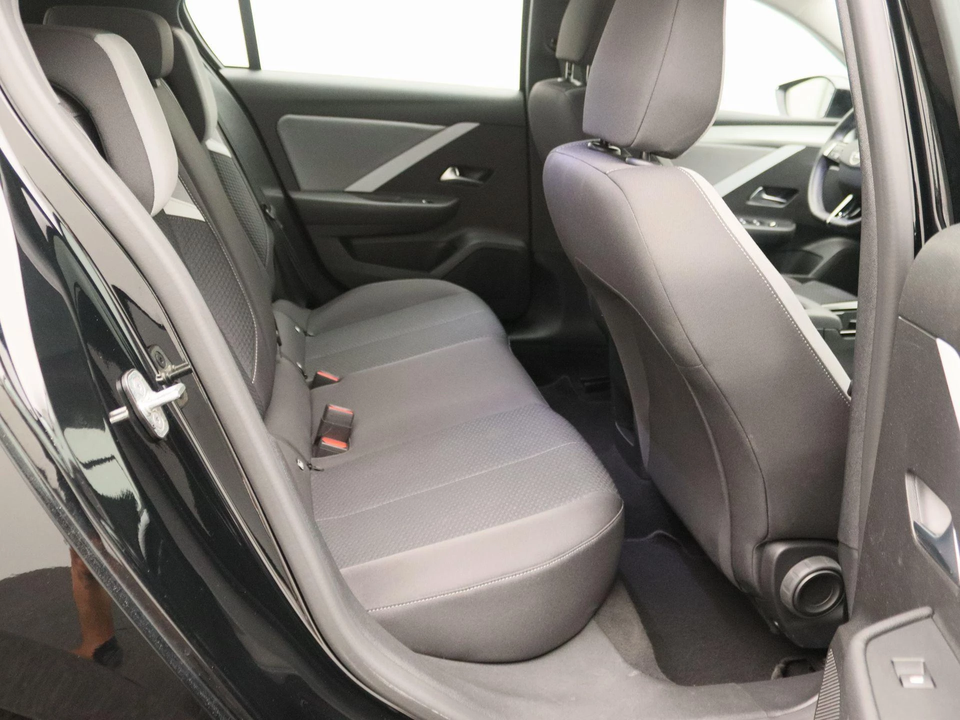 Opel-Astra-image-23
