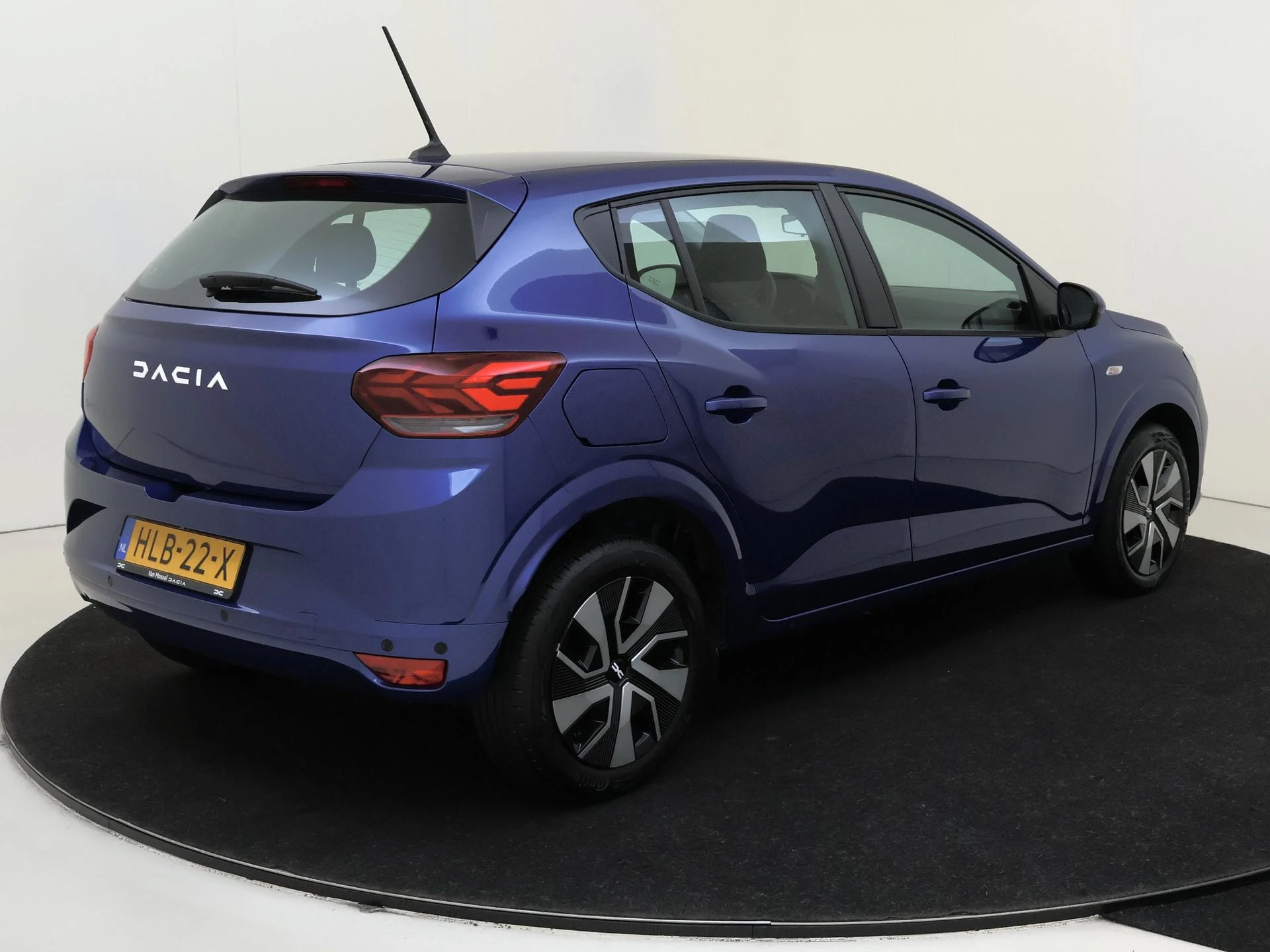 Dacia-Sandero-image-3