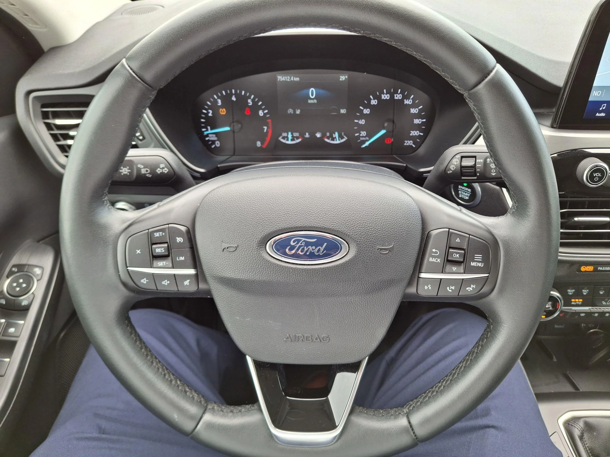 Ford-Kuga-image-21