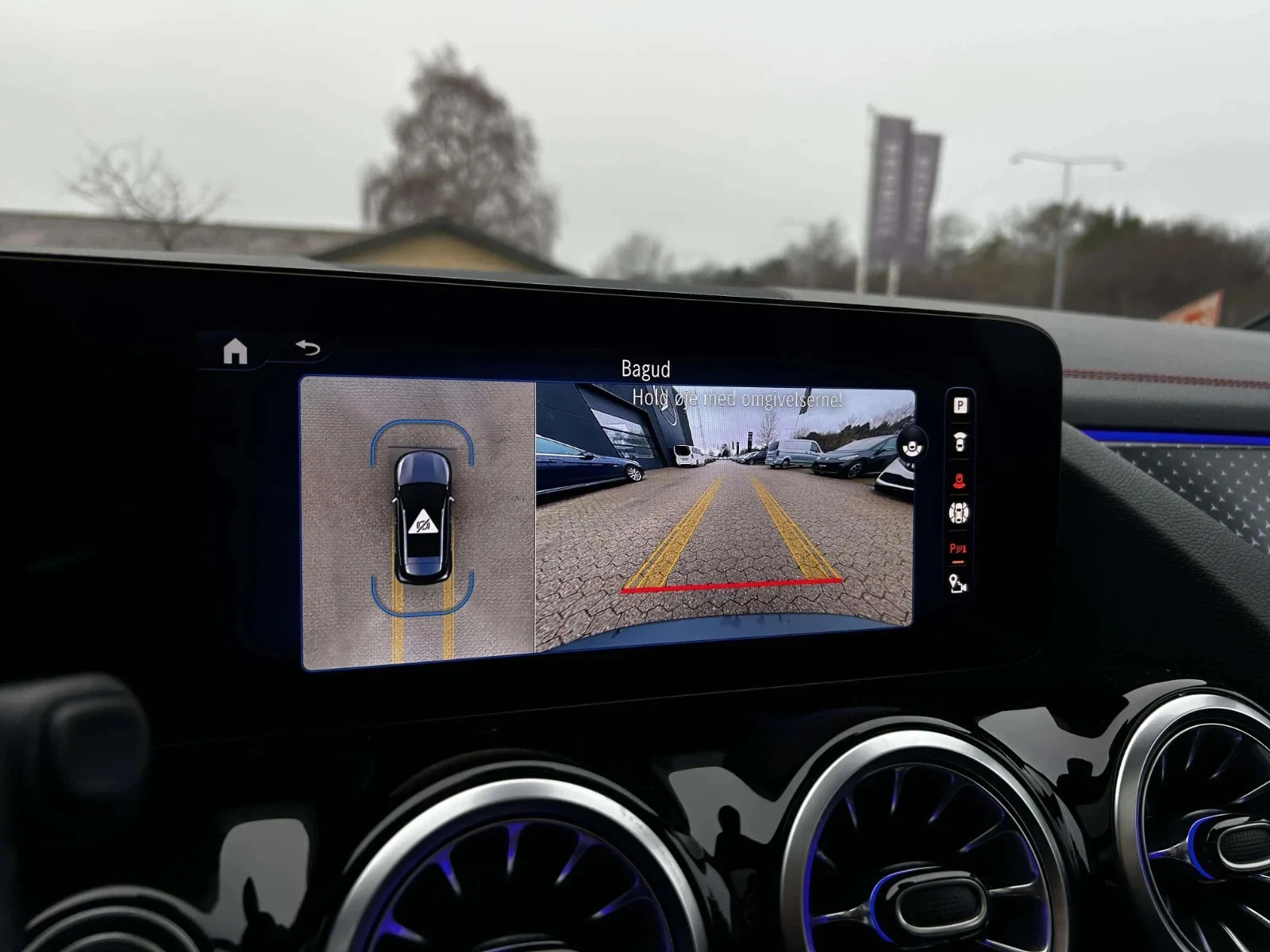 Mercedes-Benz-EQA-image-19