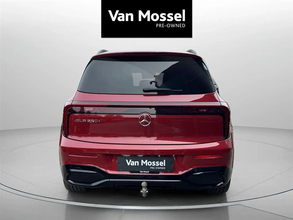 Mercedes-Benz-GLB-image-5