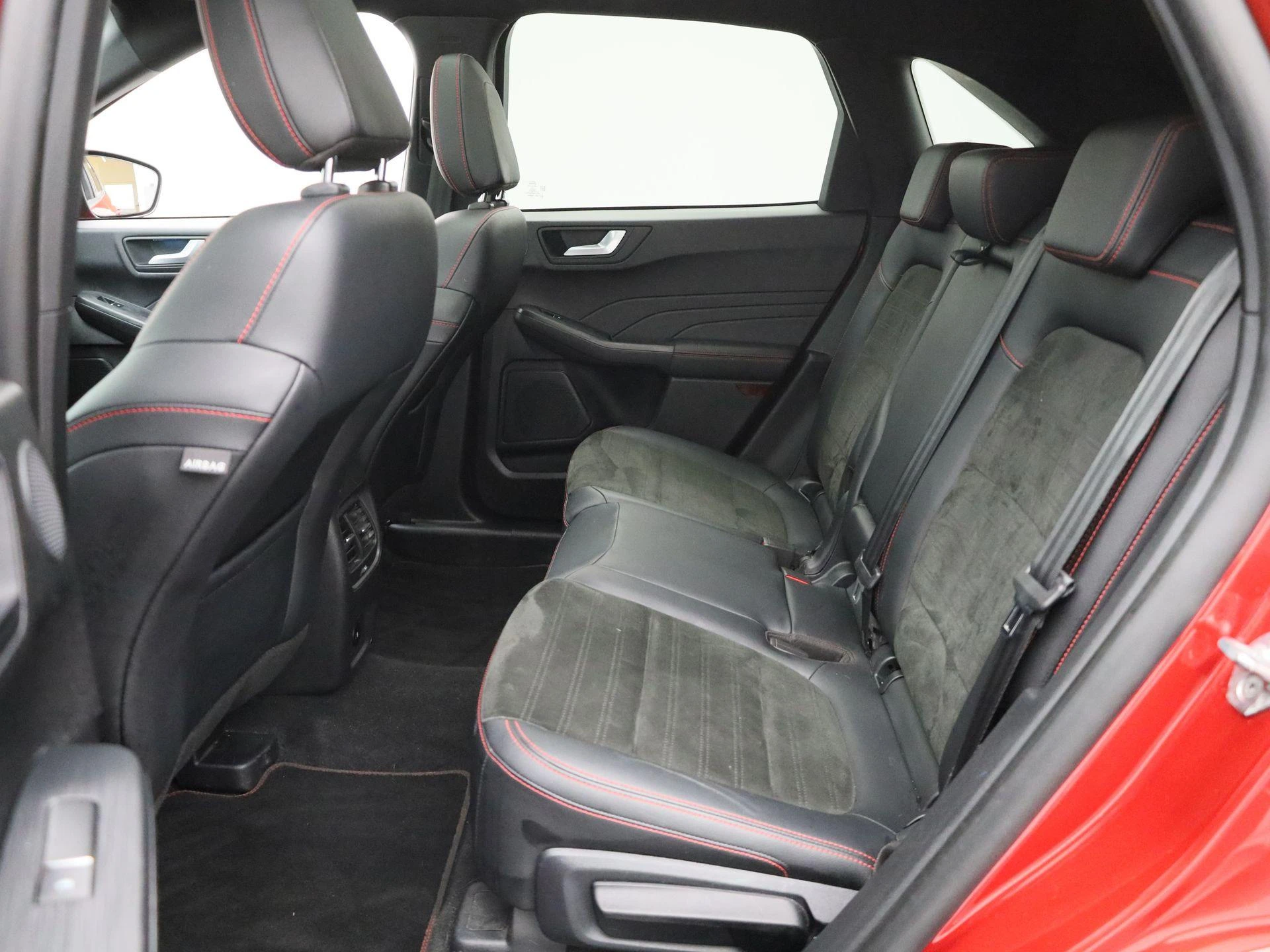 Ford-Kuga-image-10