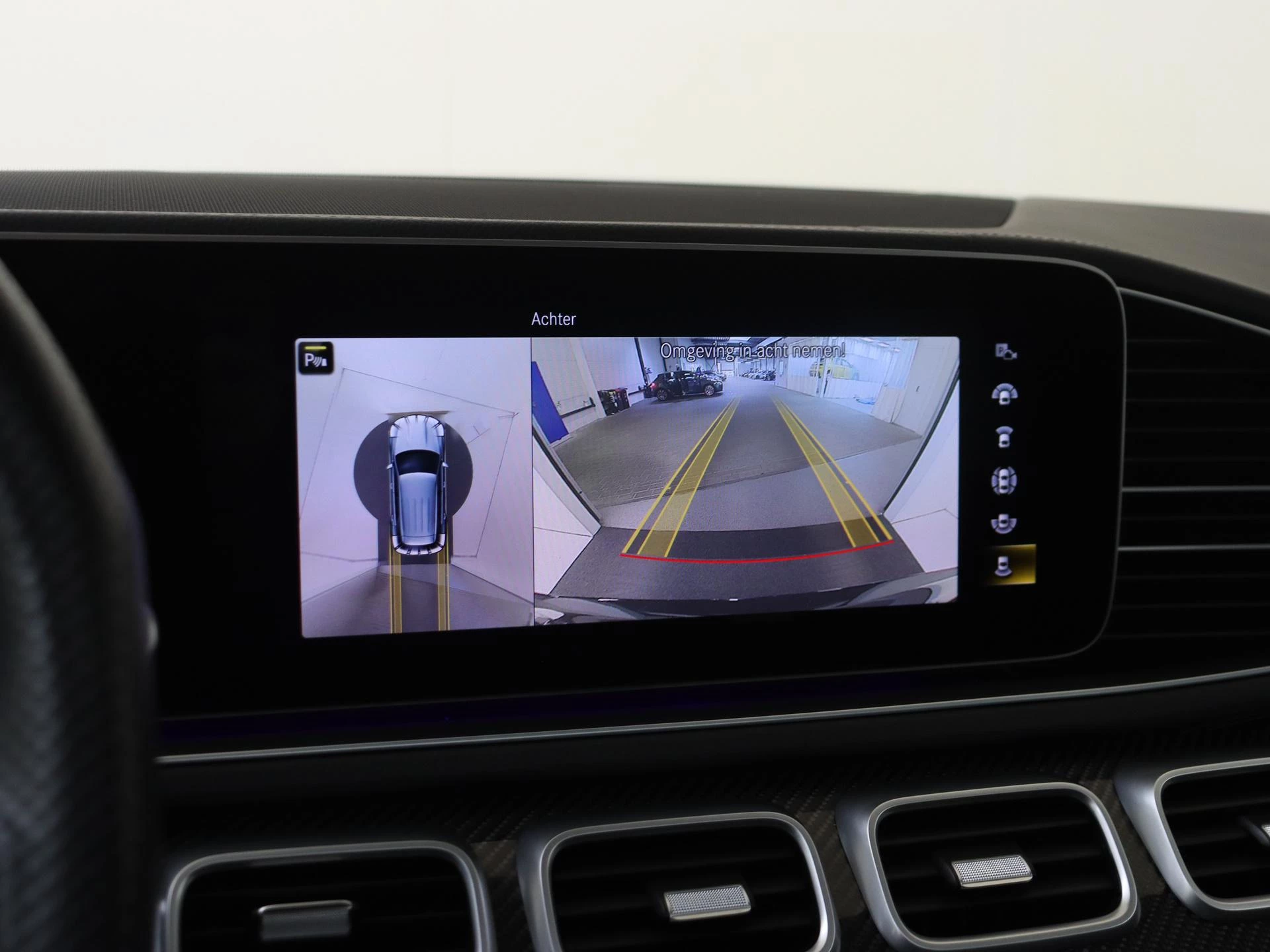 Mercedes-Benz-GLE-image-27