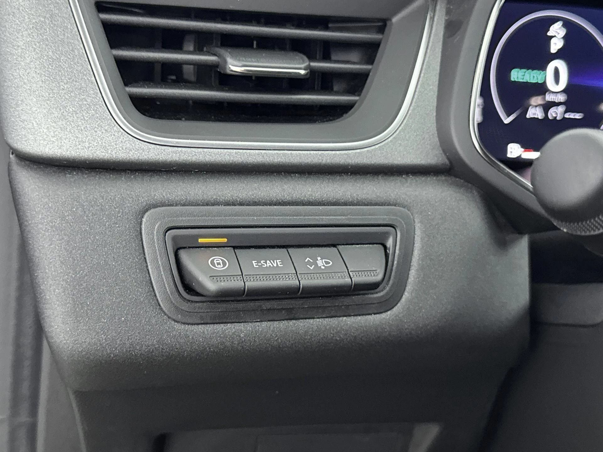 Renault Captur 1.8 E-Tech full hybrid 160 techno