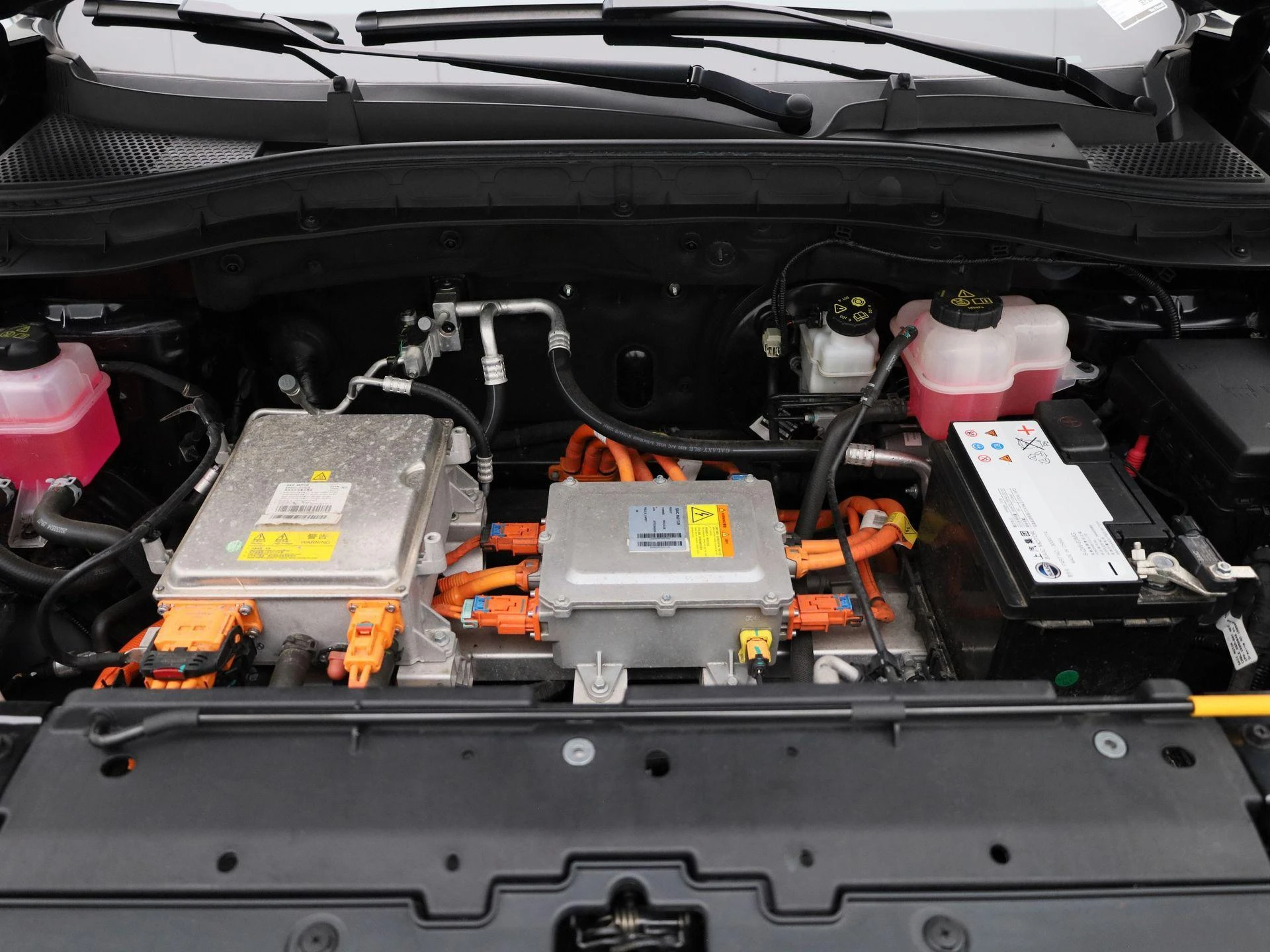 MG ZS EV - 33
