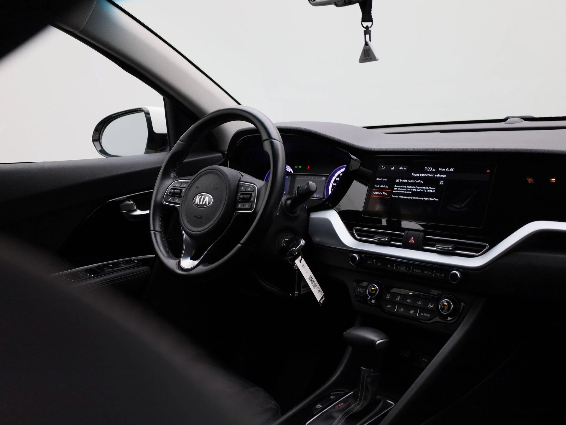 Kia-Niro-image-32