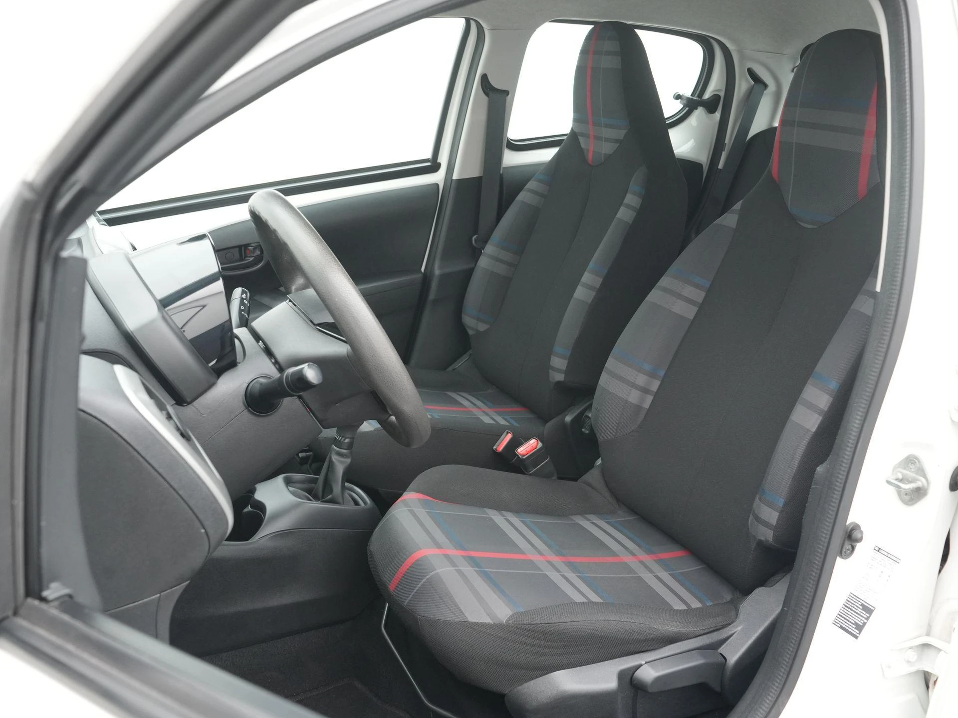 Peugeot-108-image-8