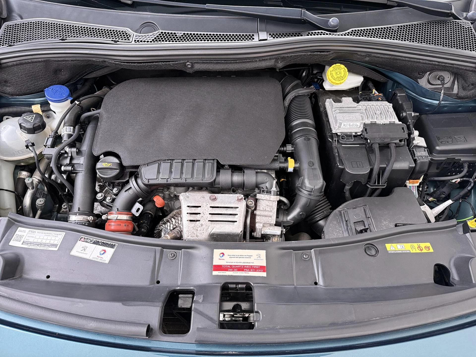 Peugeot 2008 1.2 PureTech Allure