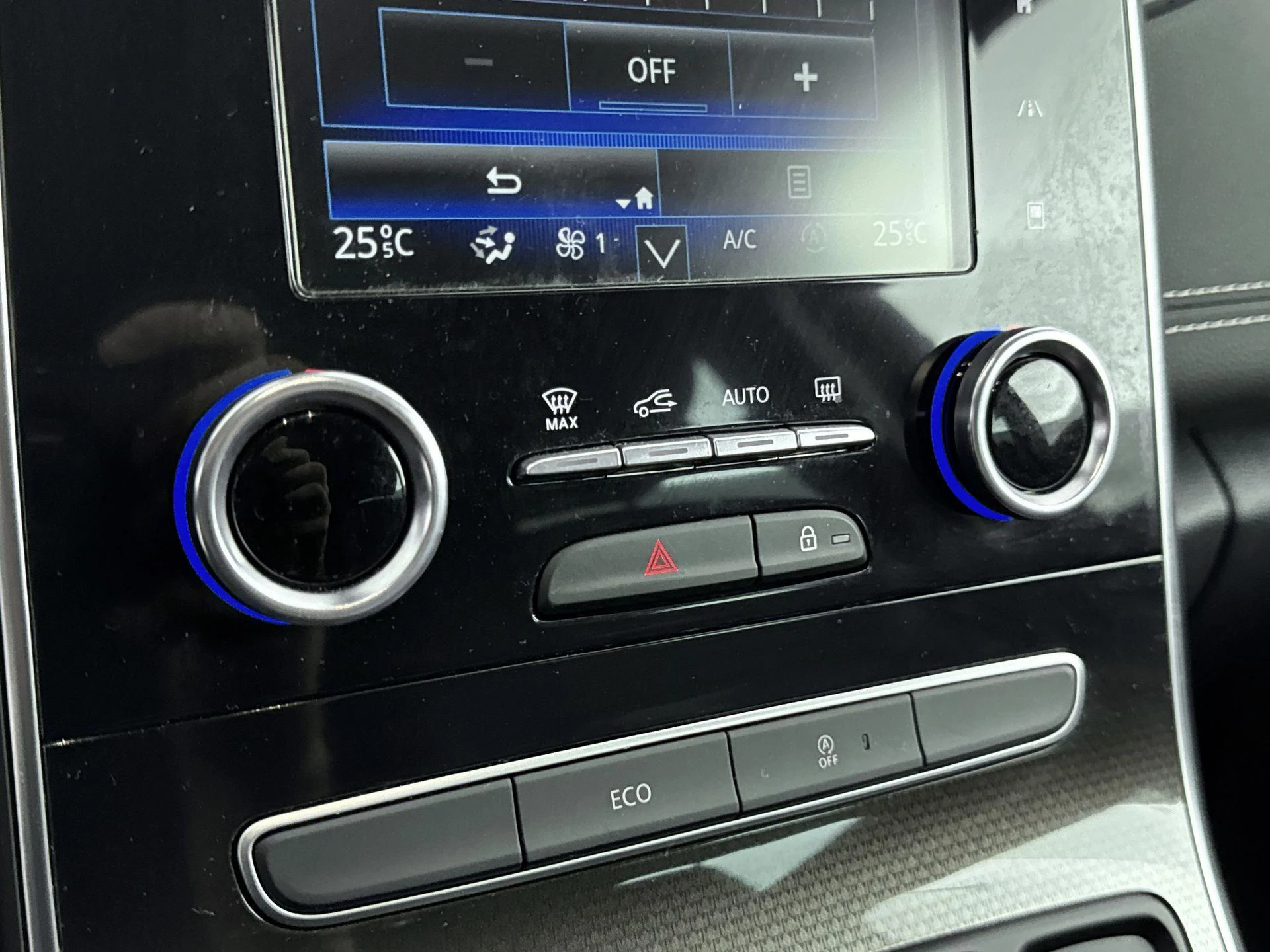 Renault-Scénic-image-9