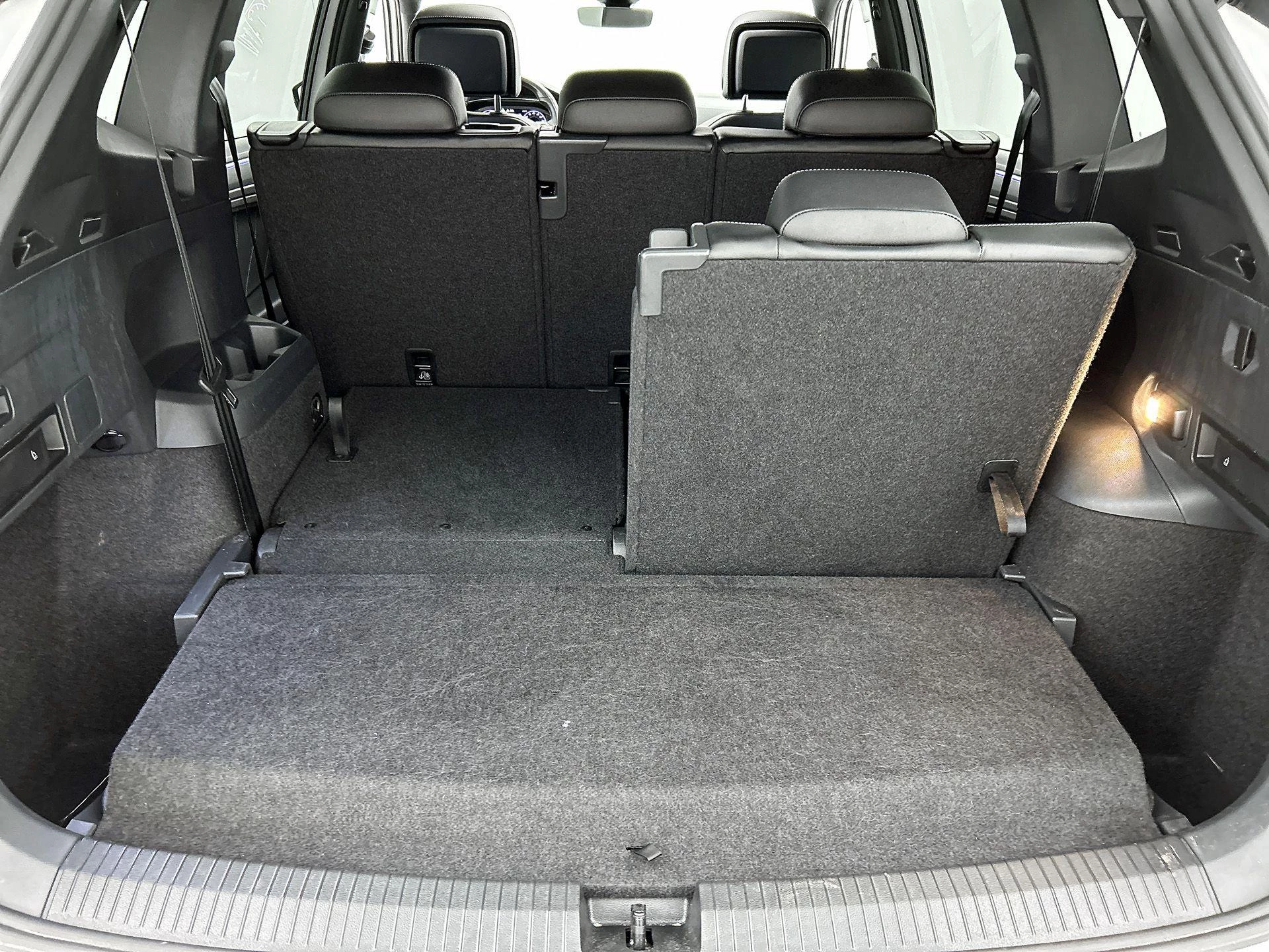 Volkswagen-Tiguan Allspace-image-25