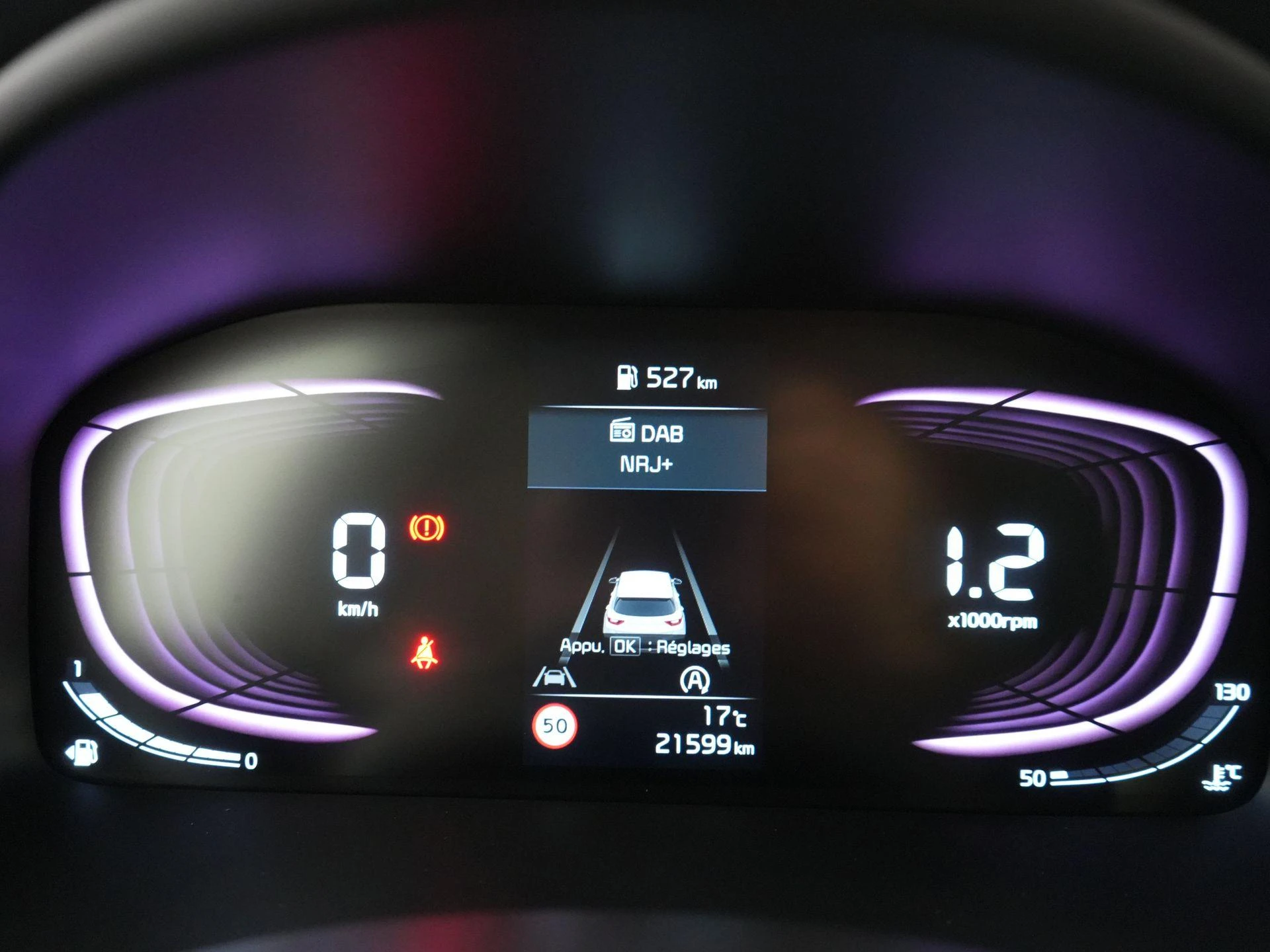 Kia-Stonic-image-7