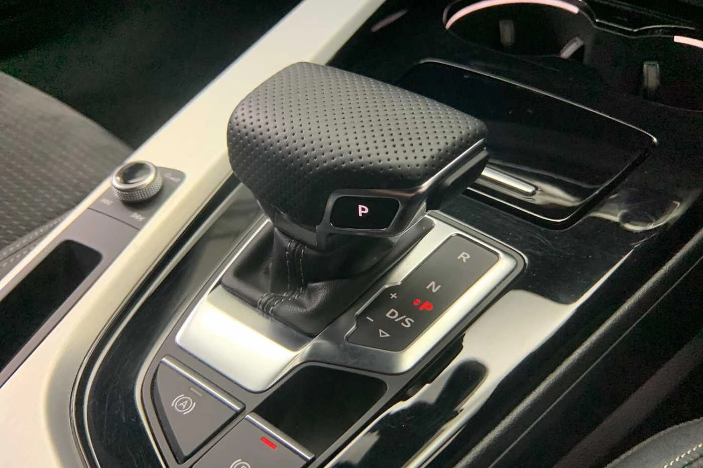 Audi-A4-image-24
