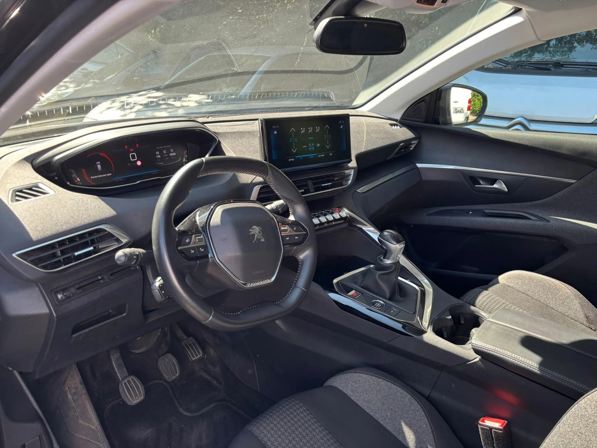 Peugeot-3008-image-7