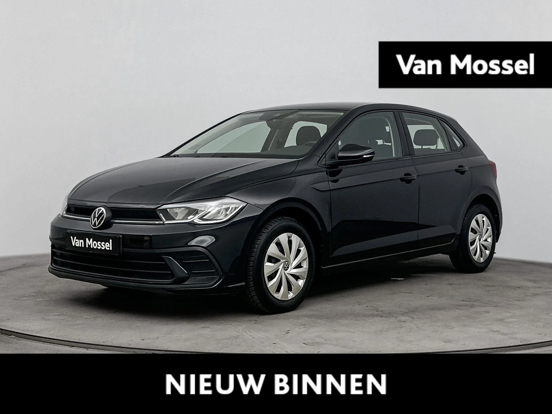 Volkswagen-Polo-image-0