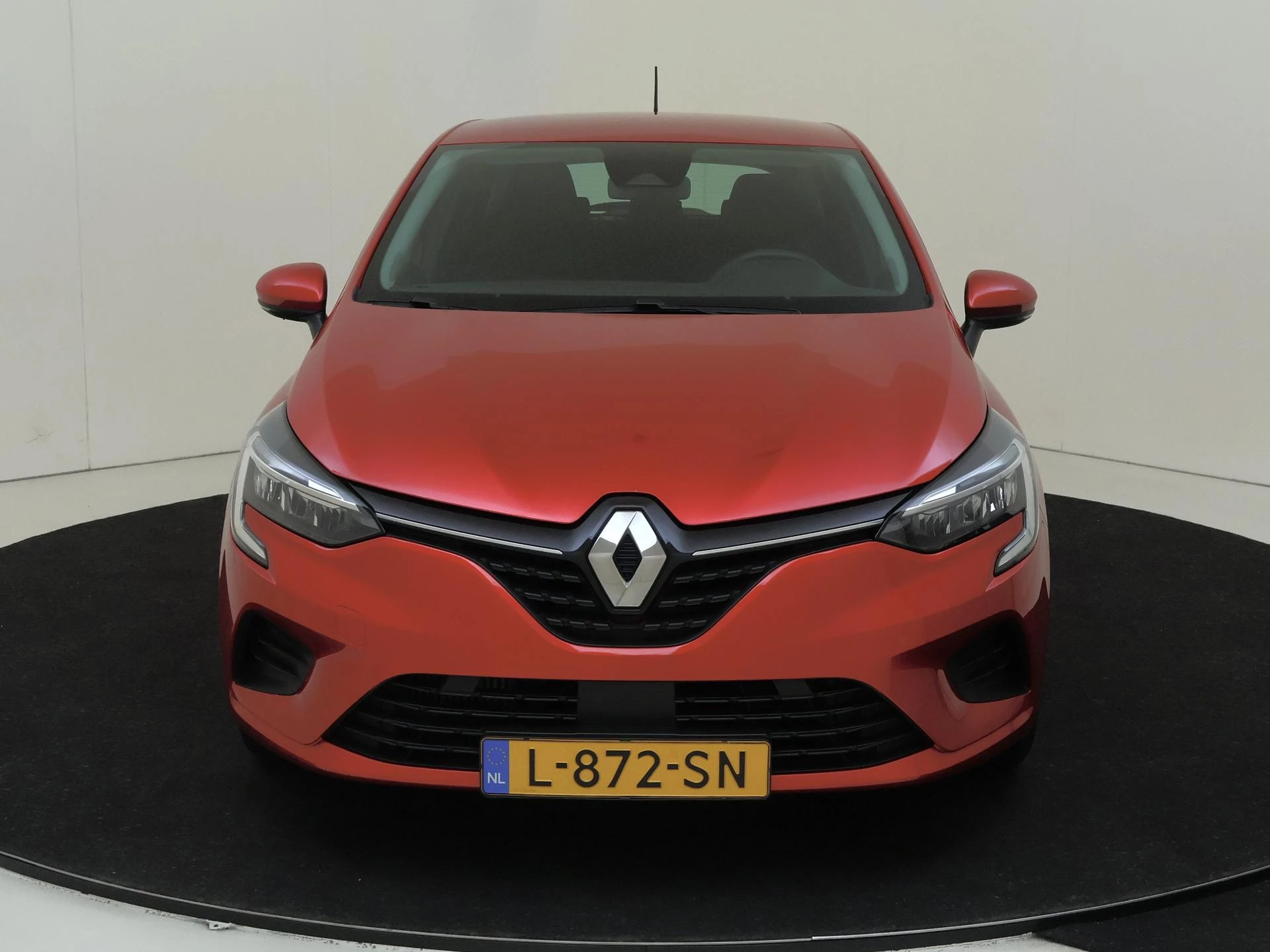 Renault-Clio-image-8