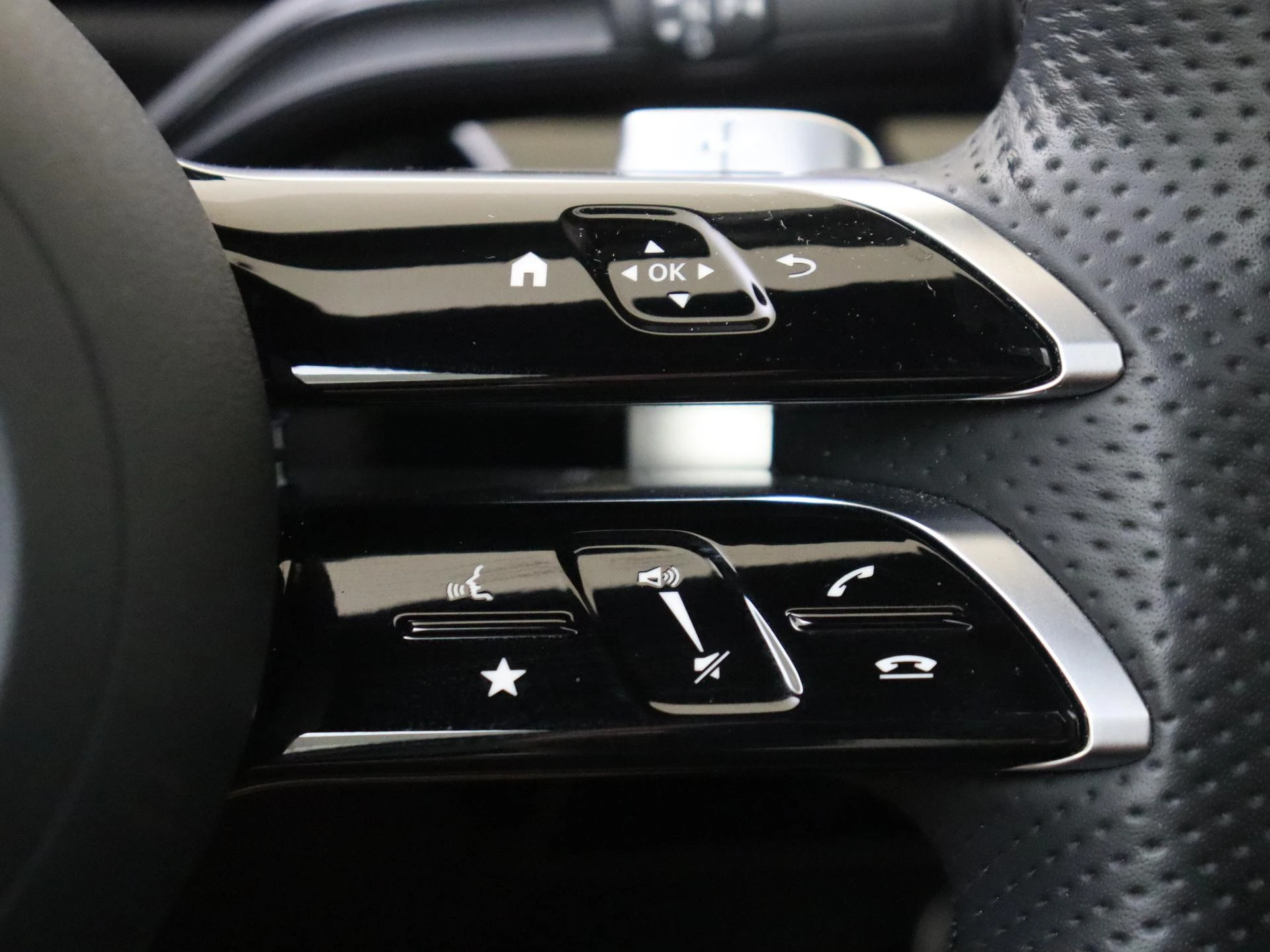 Mercedes-Benz-A-Klasse-image-13