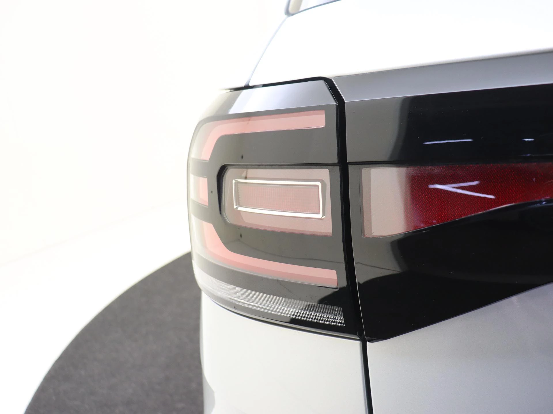 Volkswagen-T-Cross-image-27