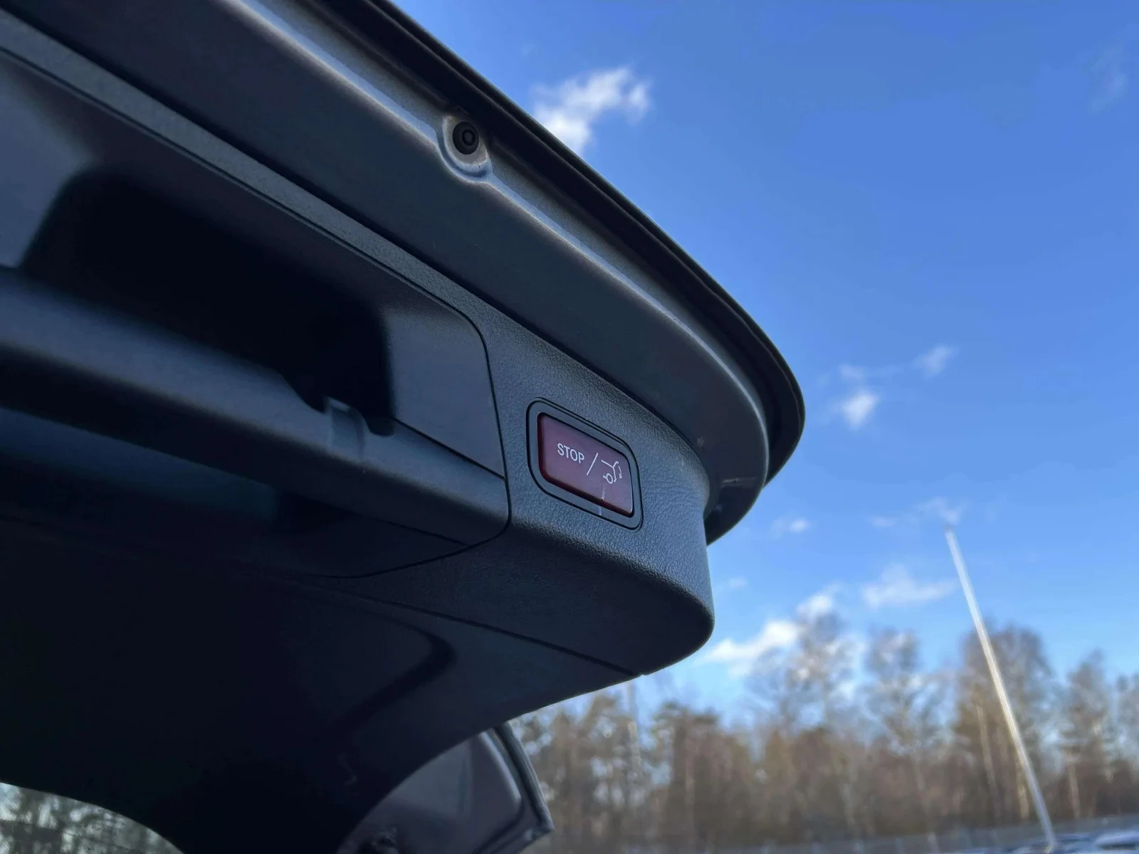 Mercedes-Benz-EQA-image-22