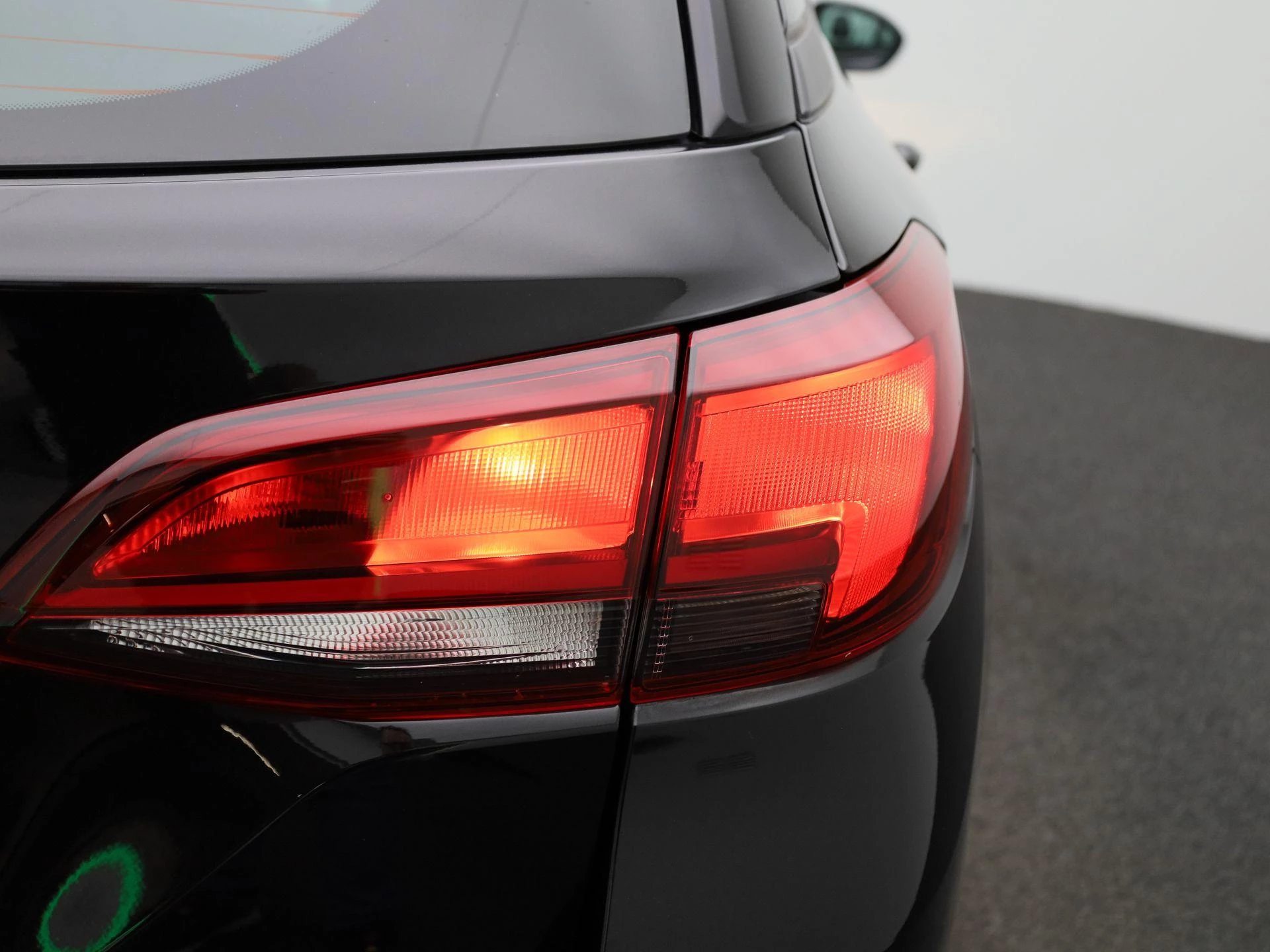 Opel-Astra-image-27