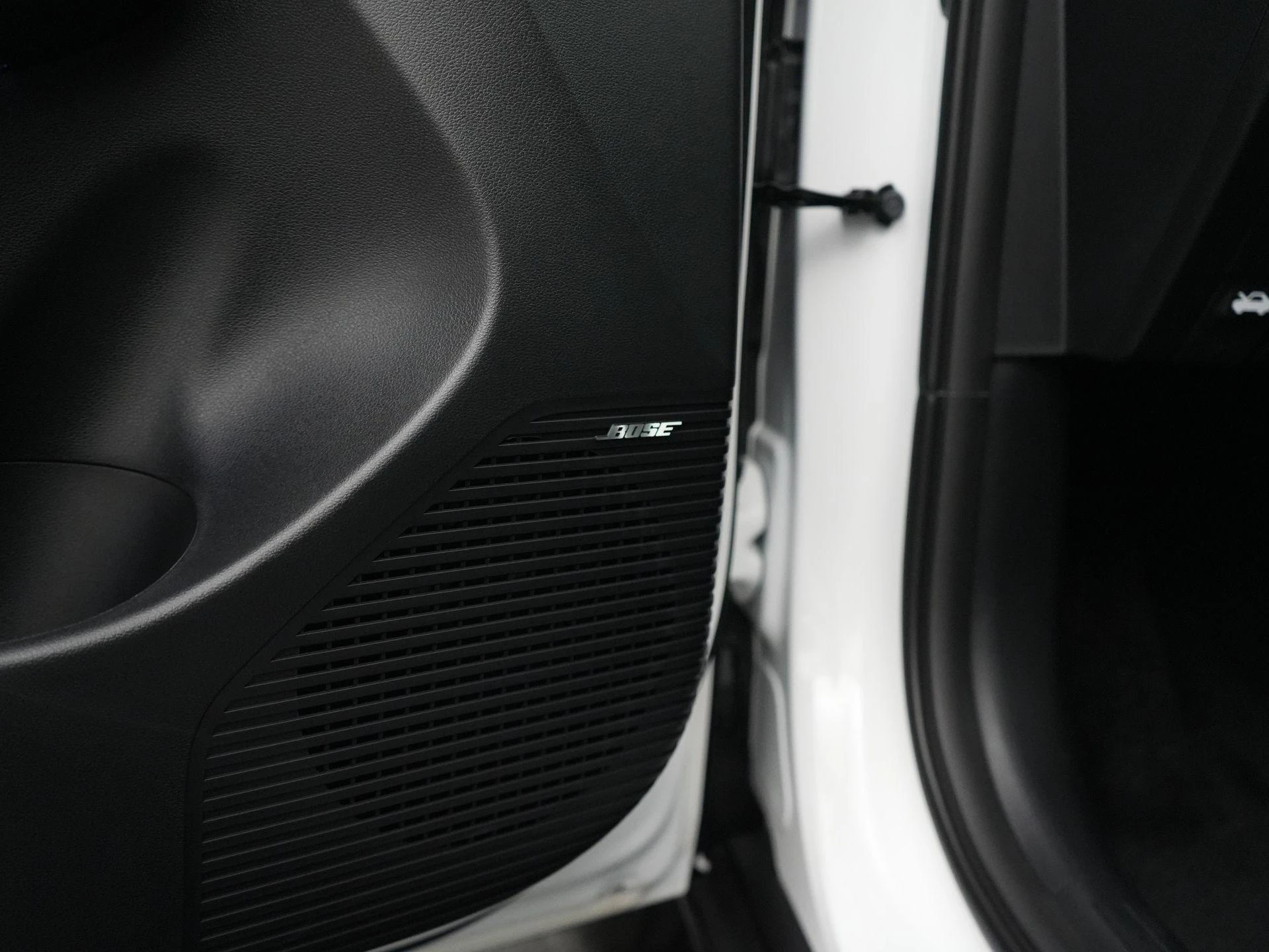 Hyundai-Kona-image-35