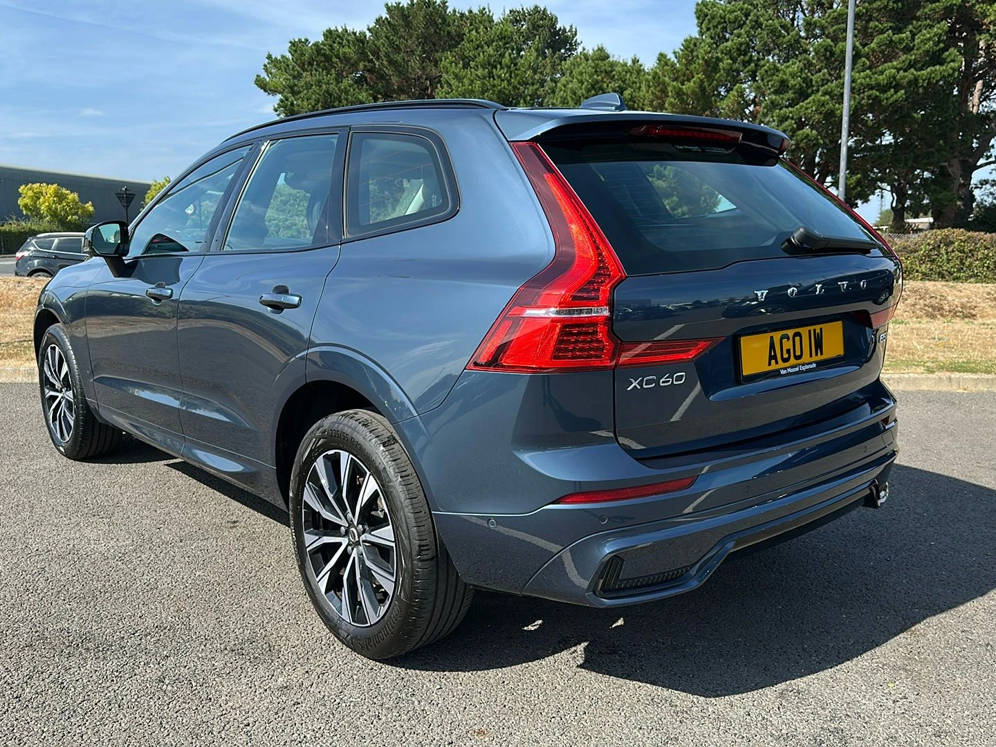 Volvo-XC60-image-2