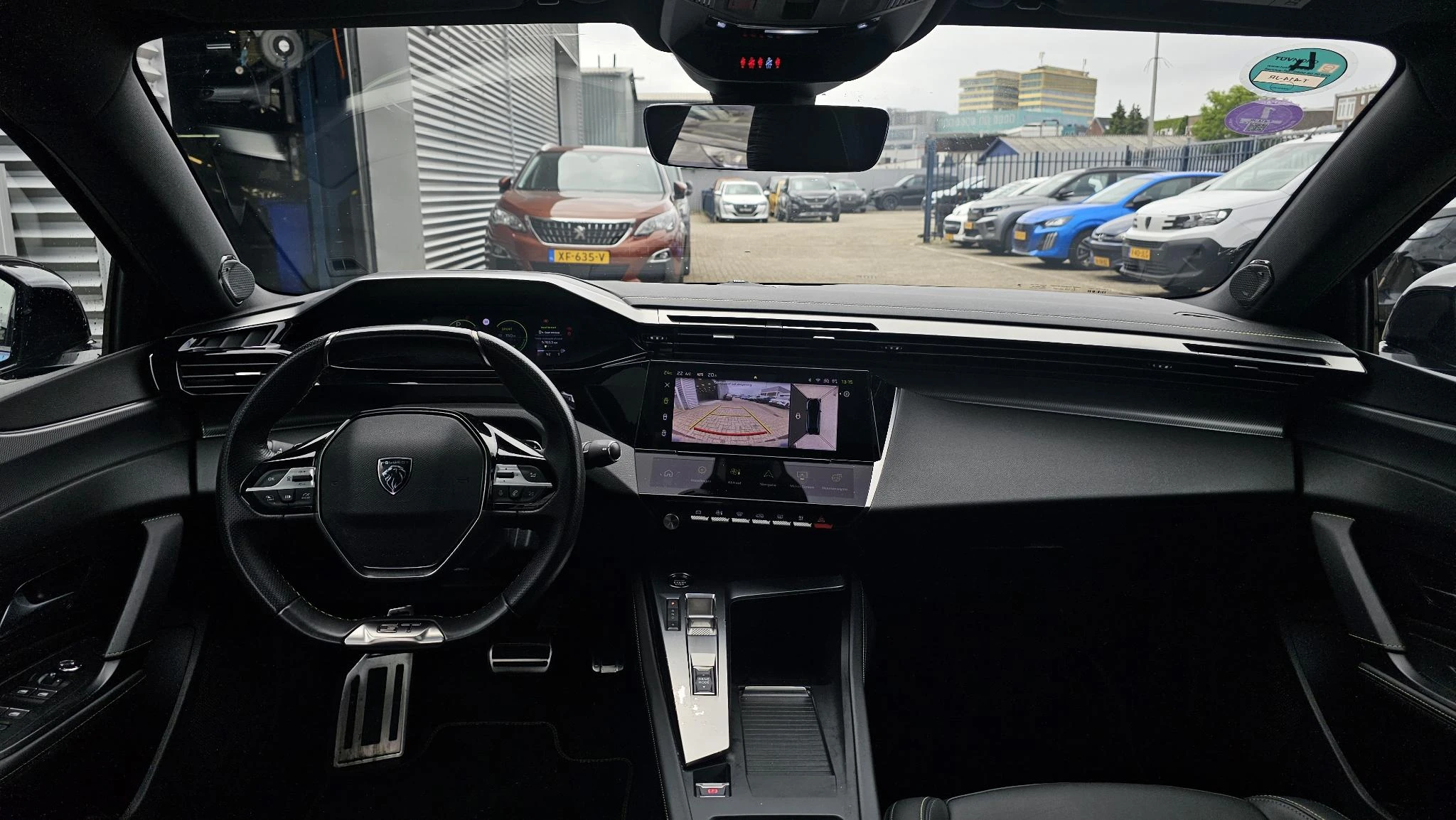 Peugeot-408-image-13