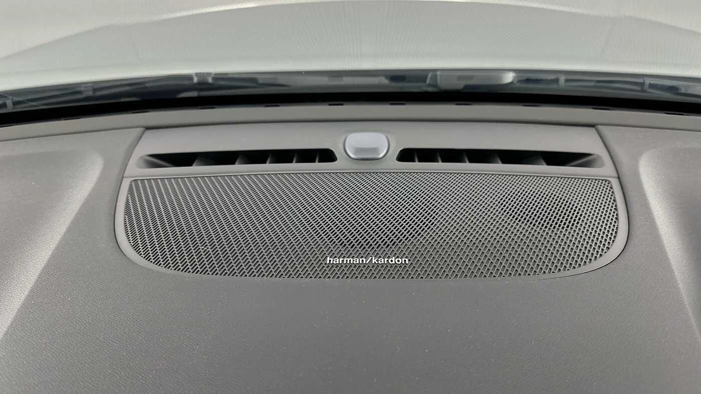 Volvo-XC40-image-21