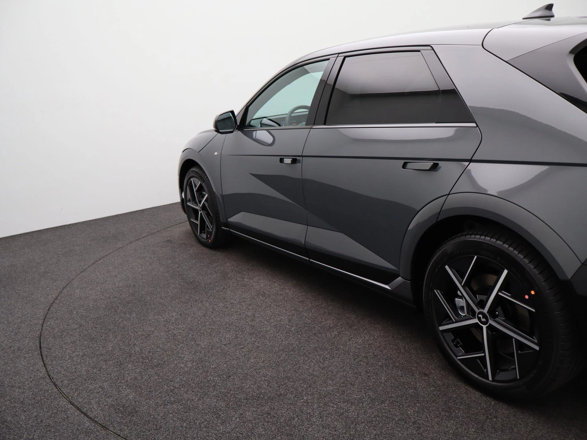 Hyundai-IONIQ 5-image-36