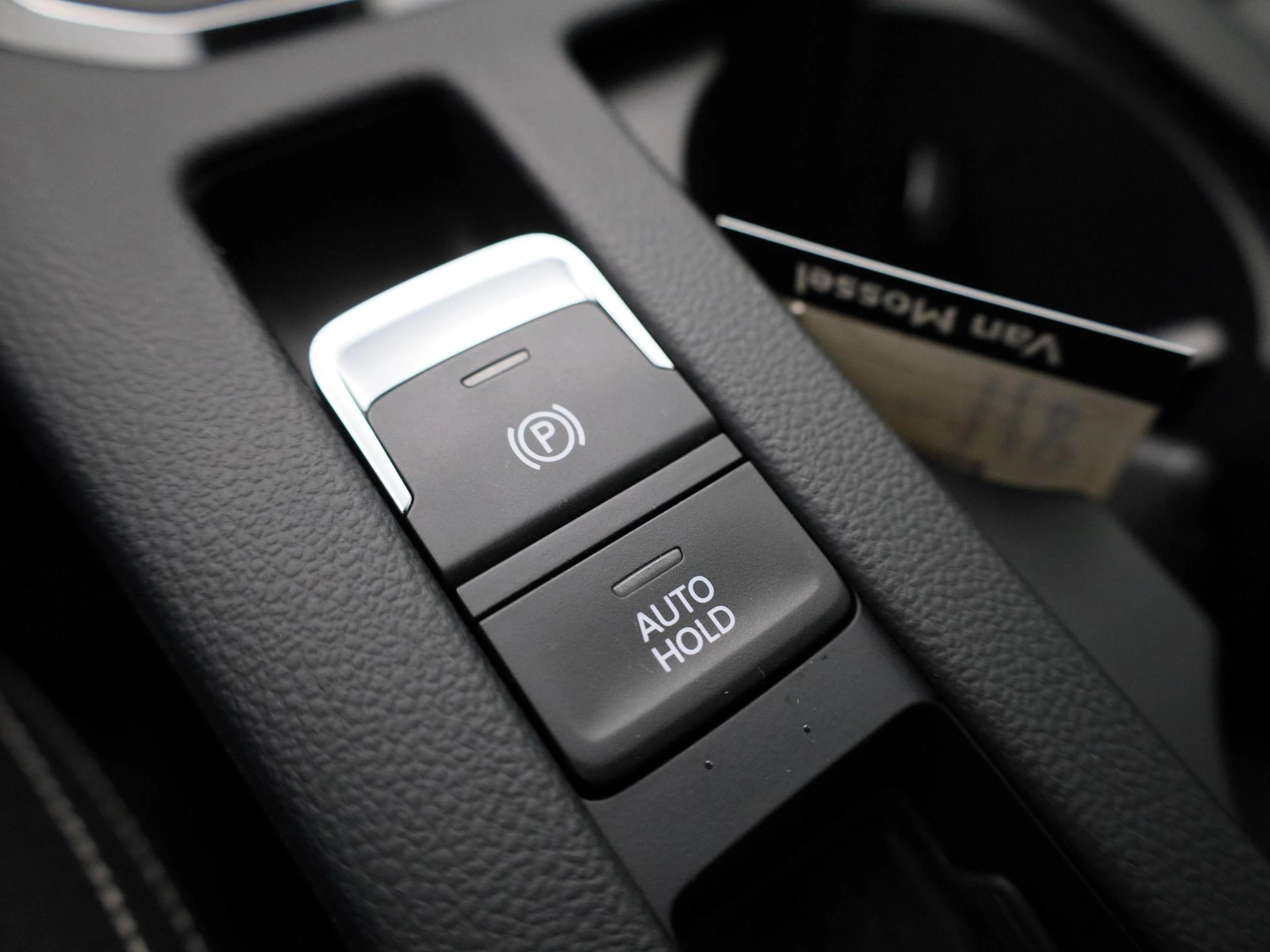Volkswagen-Passat-image-28