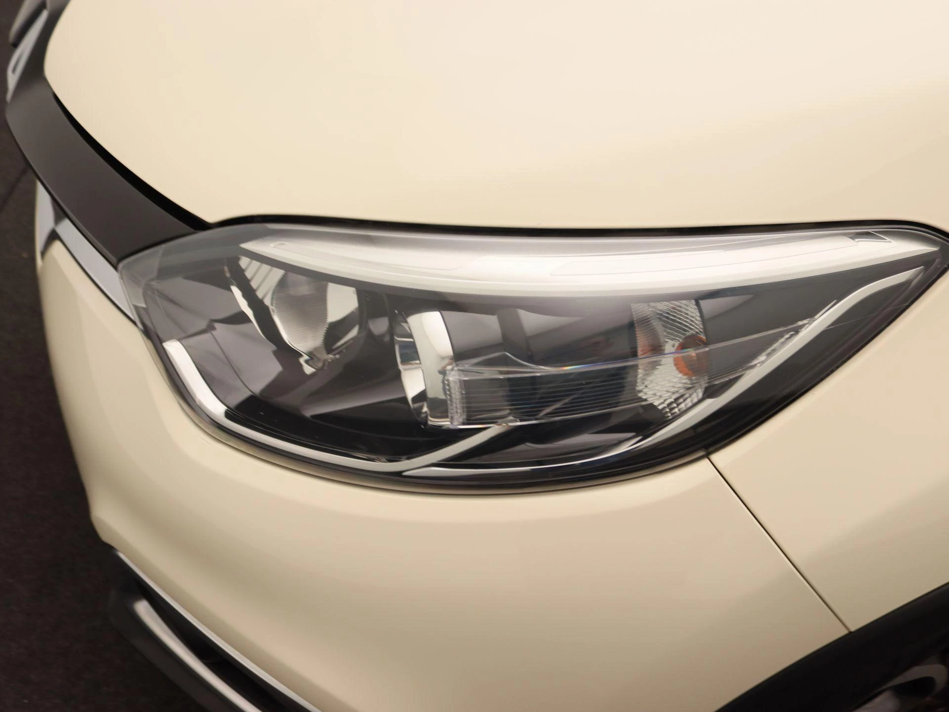 Renault-Captur-image-13