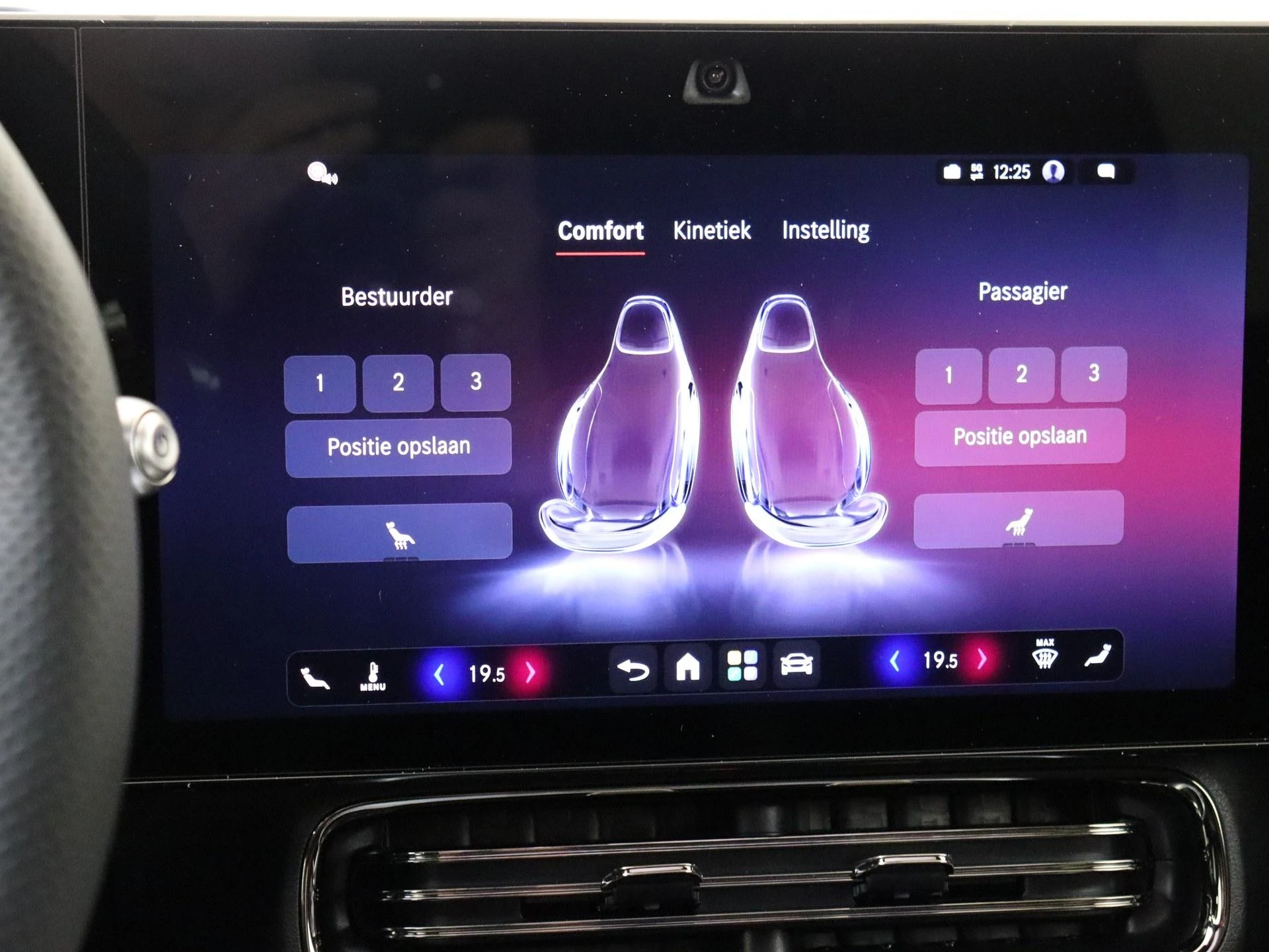 Mercedes-Benz-CLA-image-19
