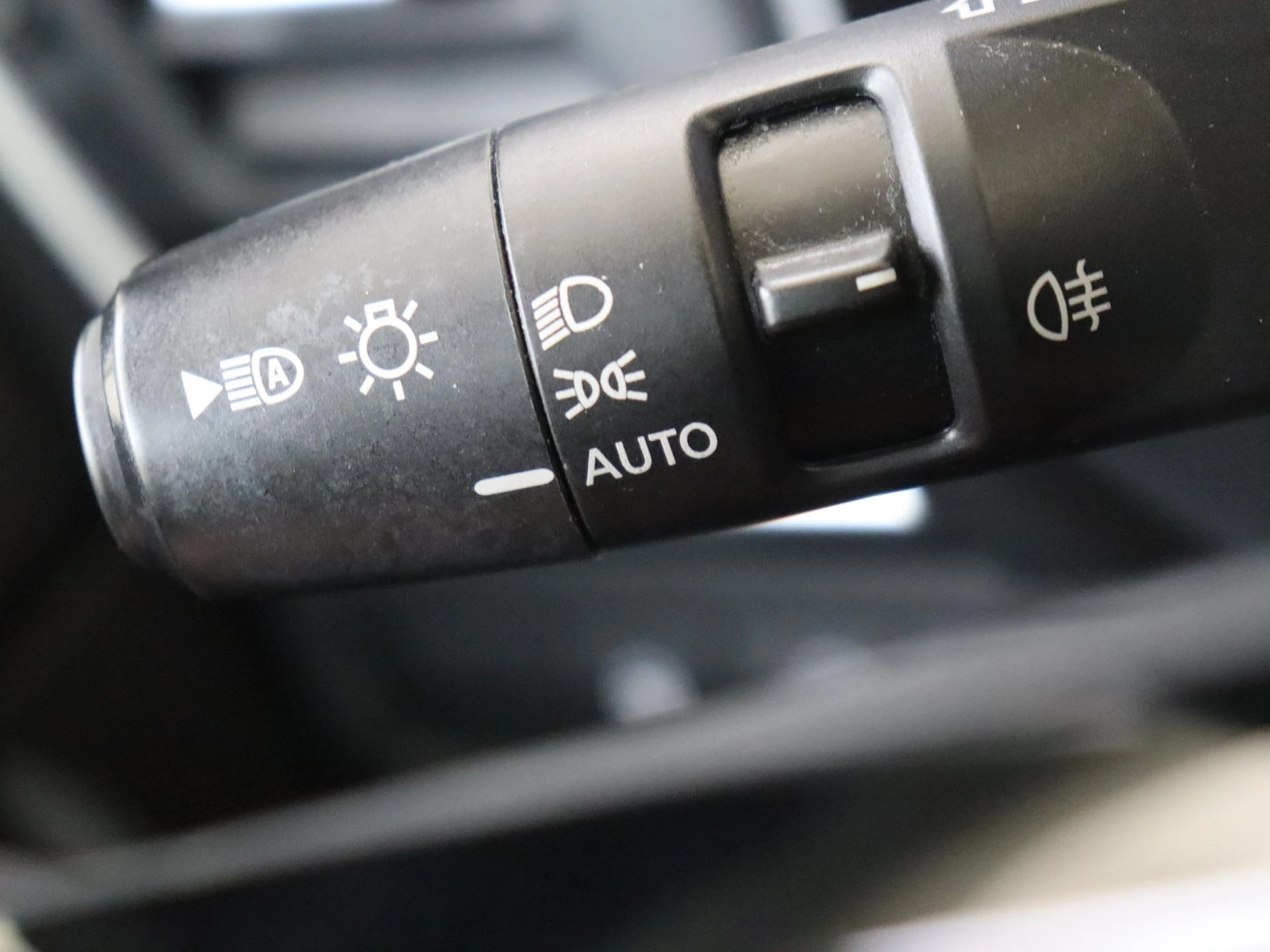 Nissan-QASHQAI-image-22