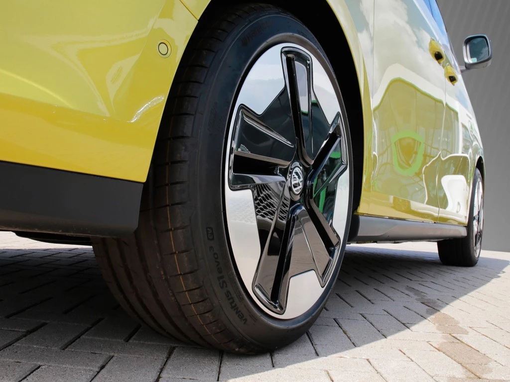 Volkswagen ID. Buzz ID.Buzz Bus Pro 150kW AHK/RFK/Navi