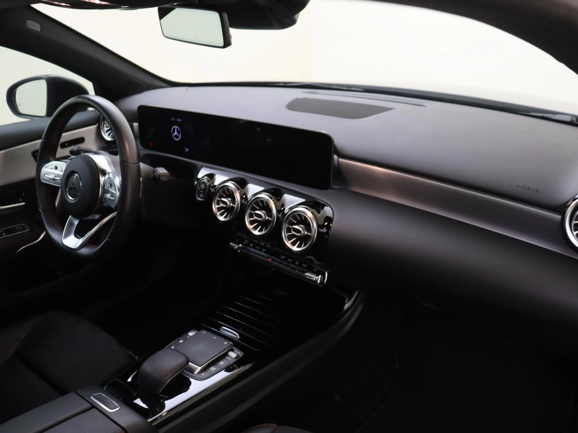 Mercedes-Benz A-Klasse 180 Business Solution AMG