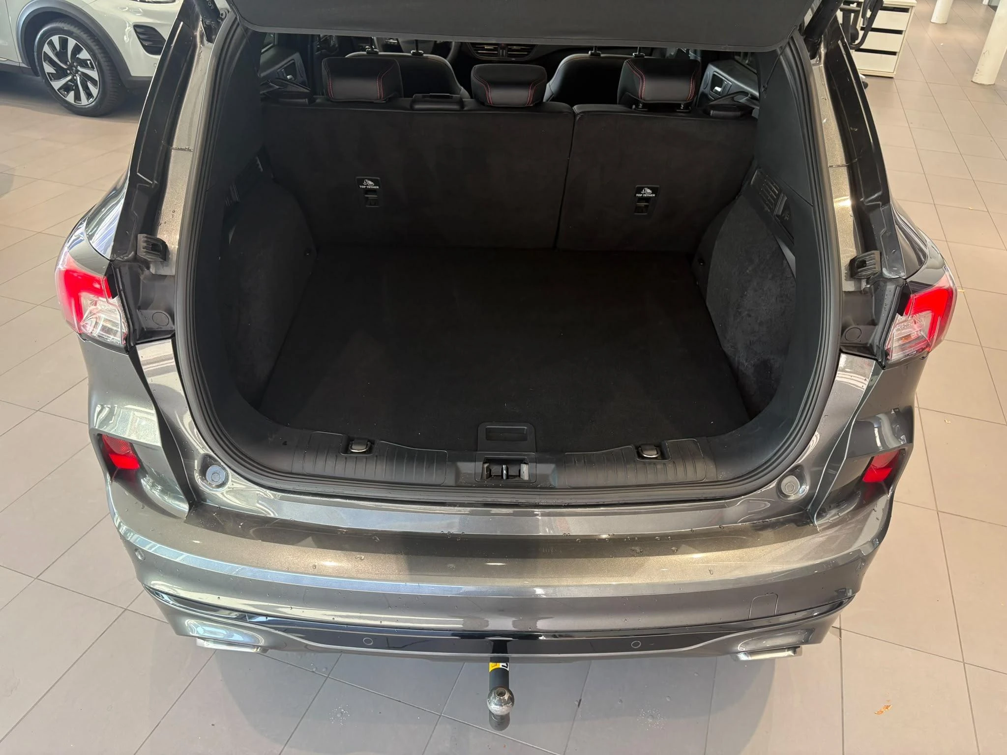 Ford-Kuga-image-13