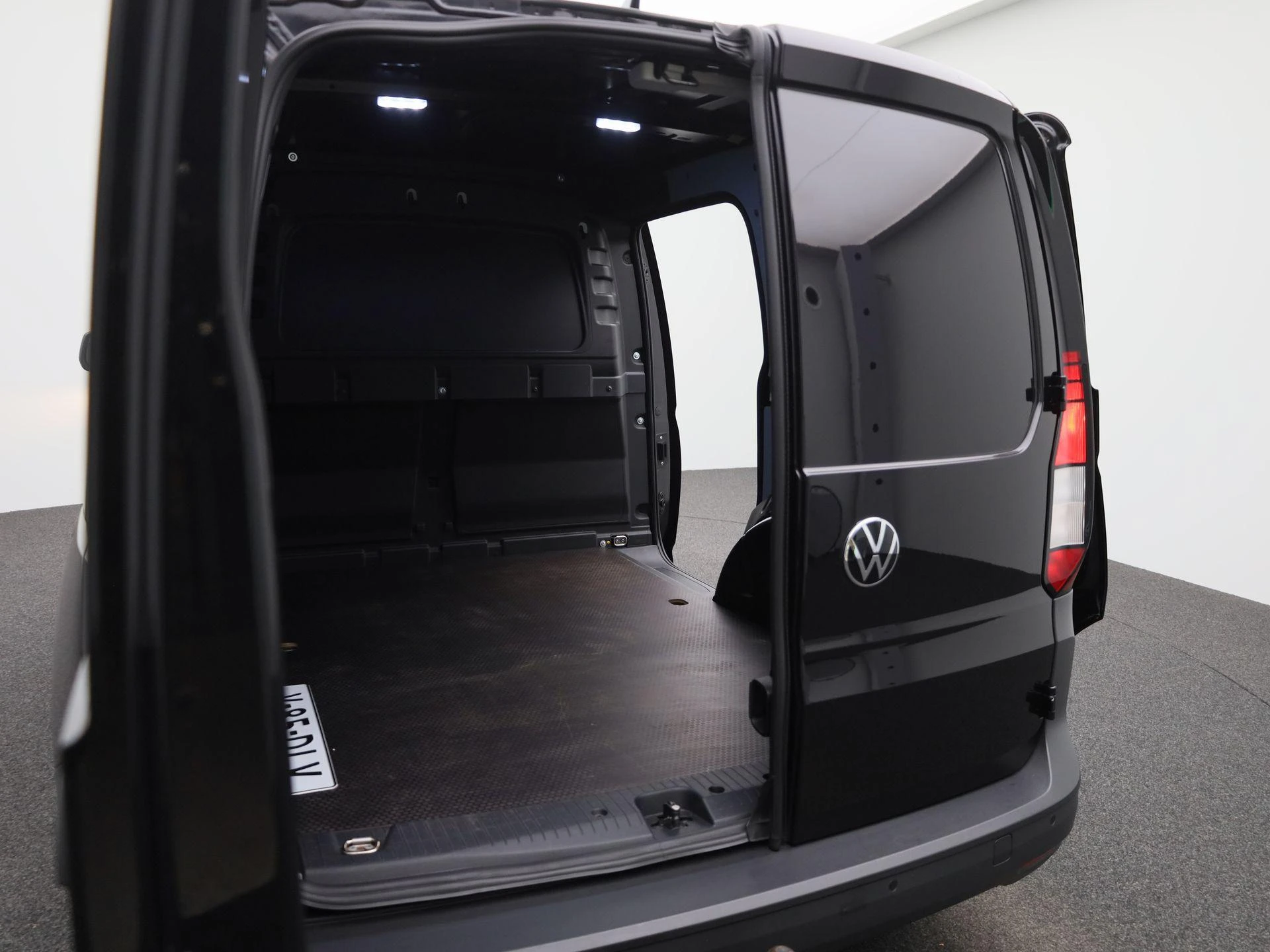 Volkswagen-Caddy-image-28