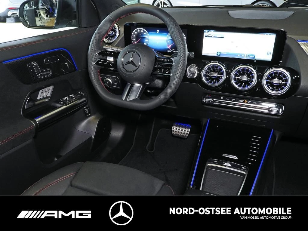 Mercedes-Benz GLA 200 AMG NIGHT PANO AHK 360° SOUND DISTRONIC AMG Line