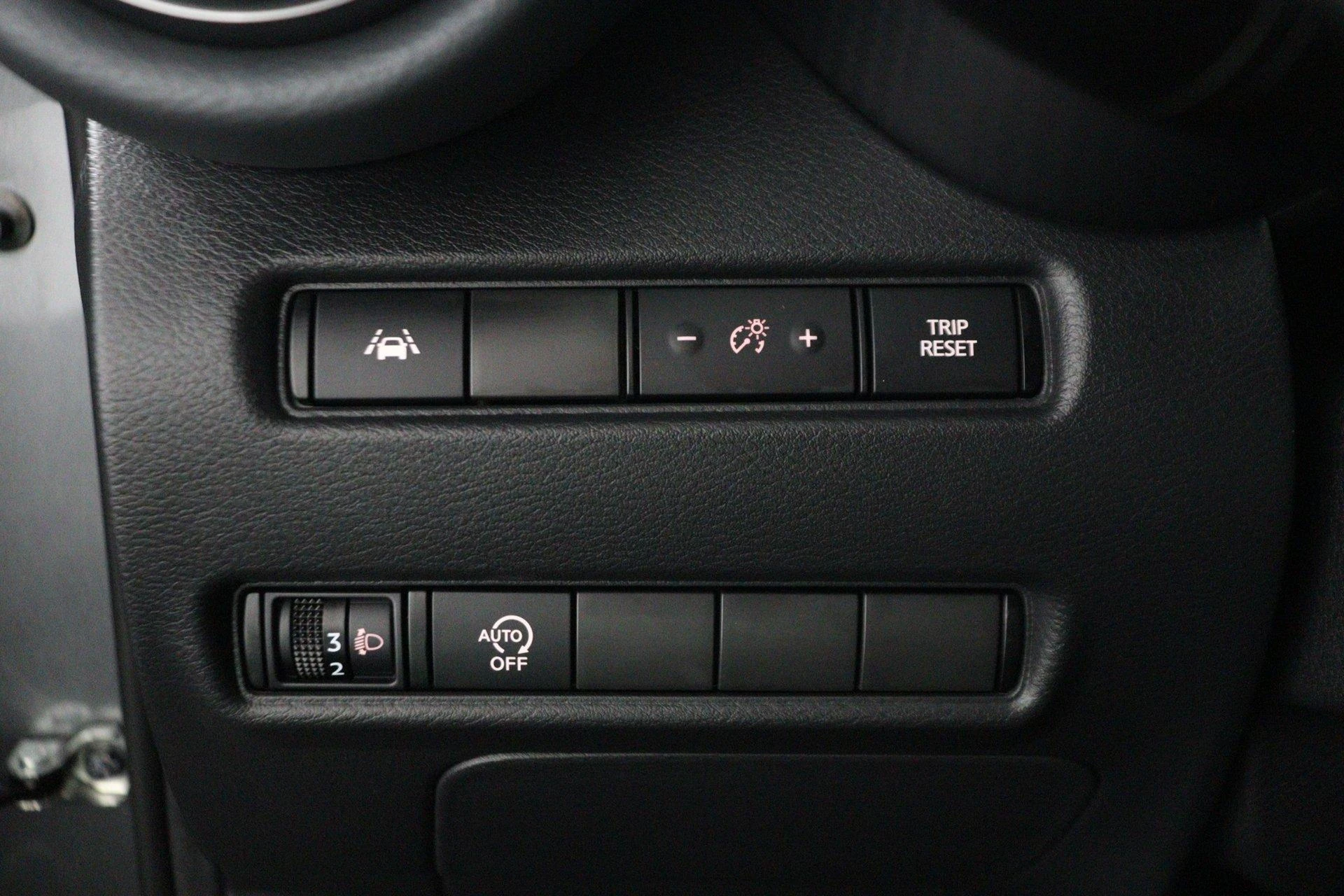 Nissan Juke 1.0 DIG-T N-Connecta Automaat |
