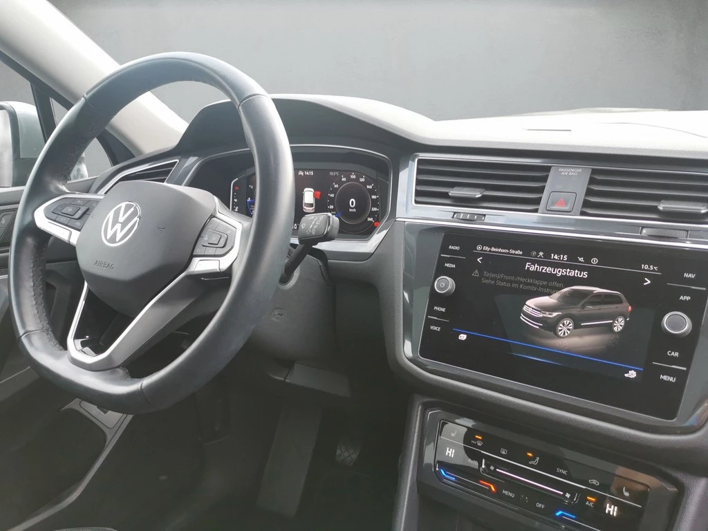 Volkswagen Tiguan Allspace 1.5 TSI Life *Navi*Pano*
