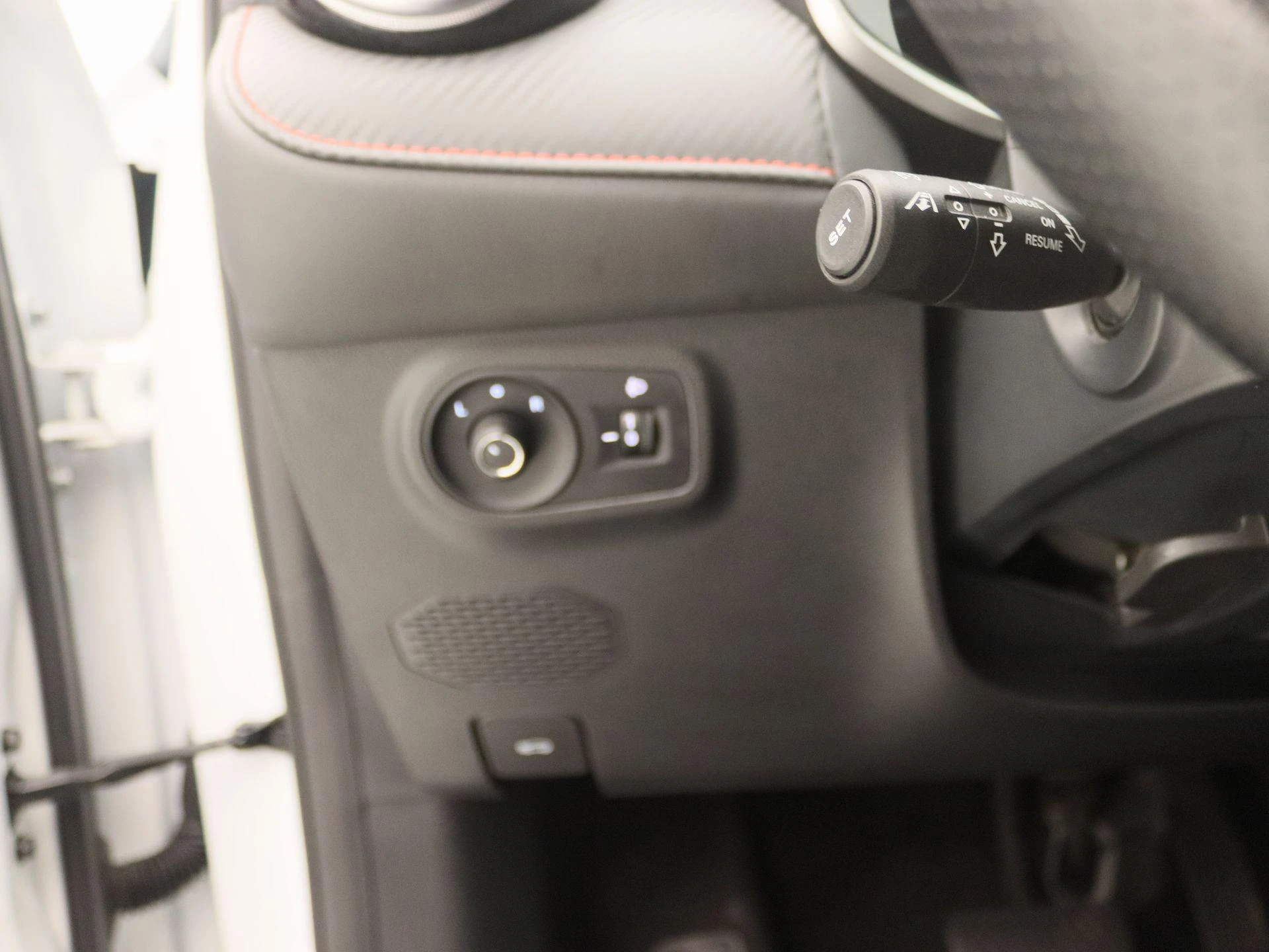 MG-ZS EV-image-19