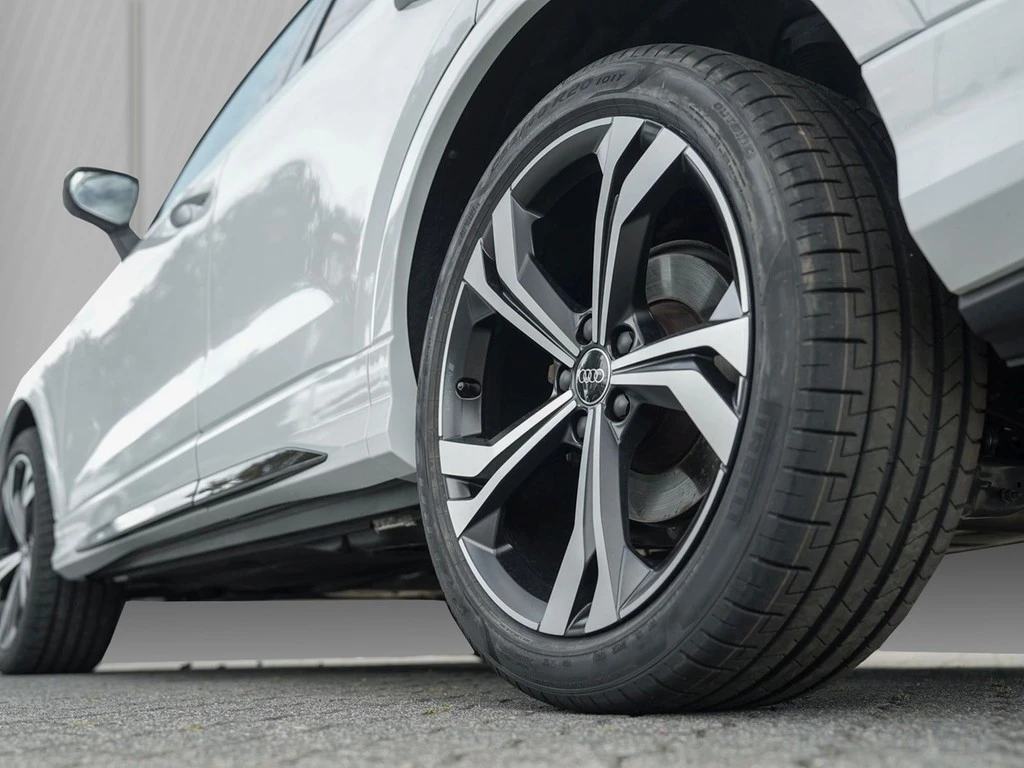 Audi-Q3-image-4