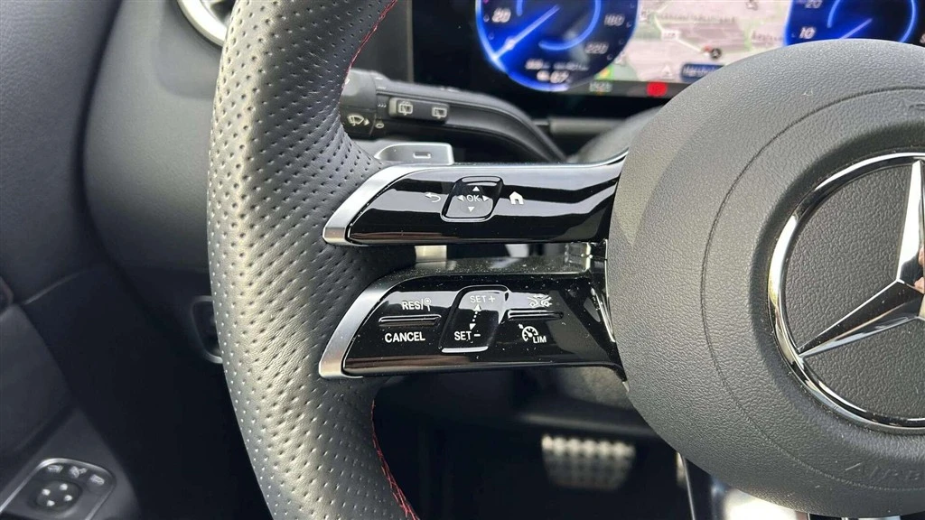 Mercedes-Benz-EQA-image-11