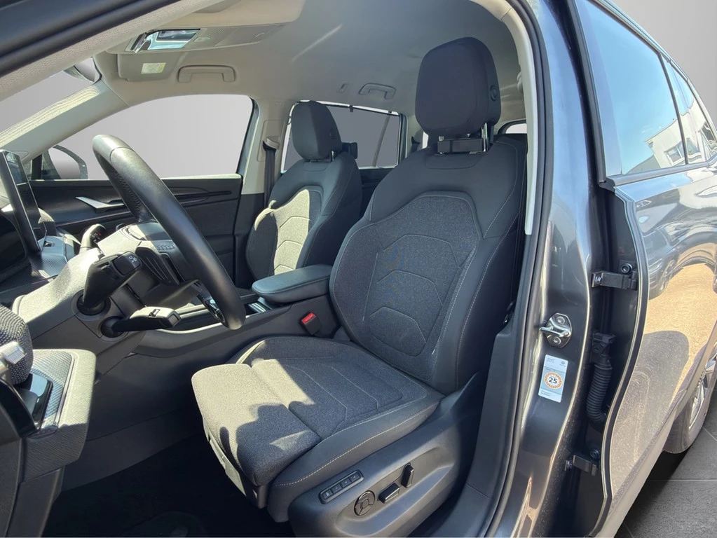 Škoda Kodiaq 2.0 TDI Selection 4x4 *AHK*STANDHZ*MATRIX*ACC*360°*