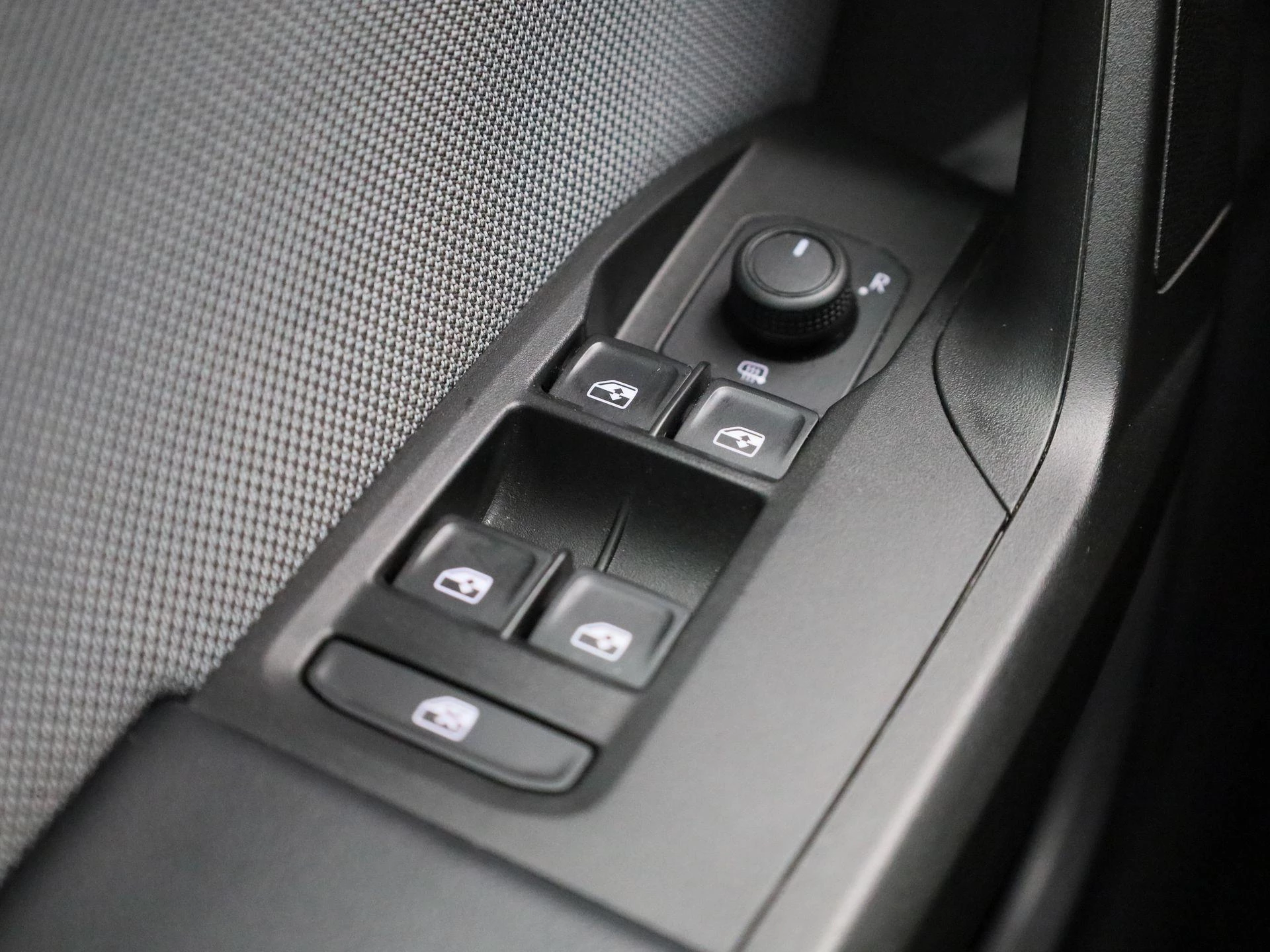 SEAT-Leon-image-27