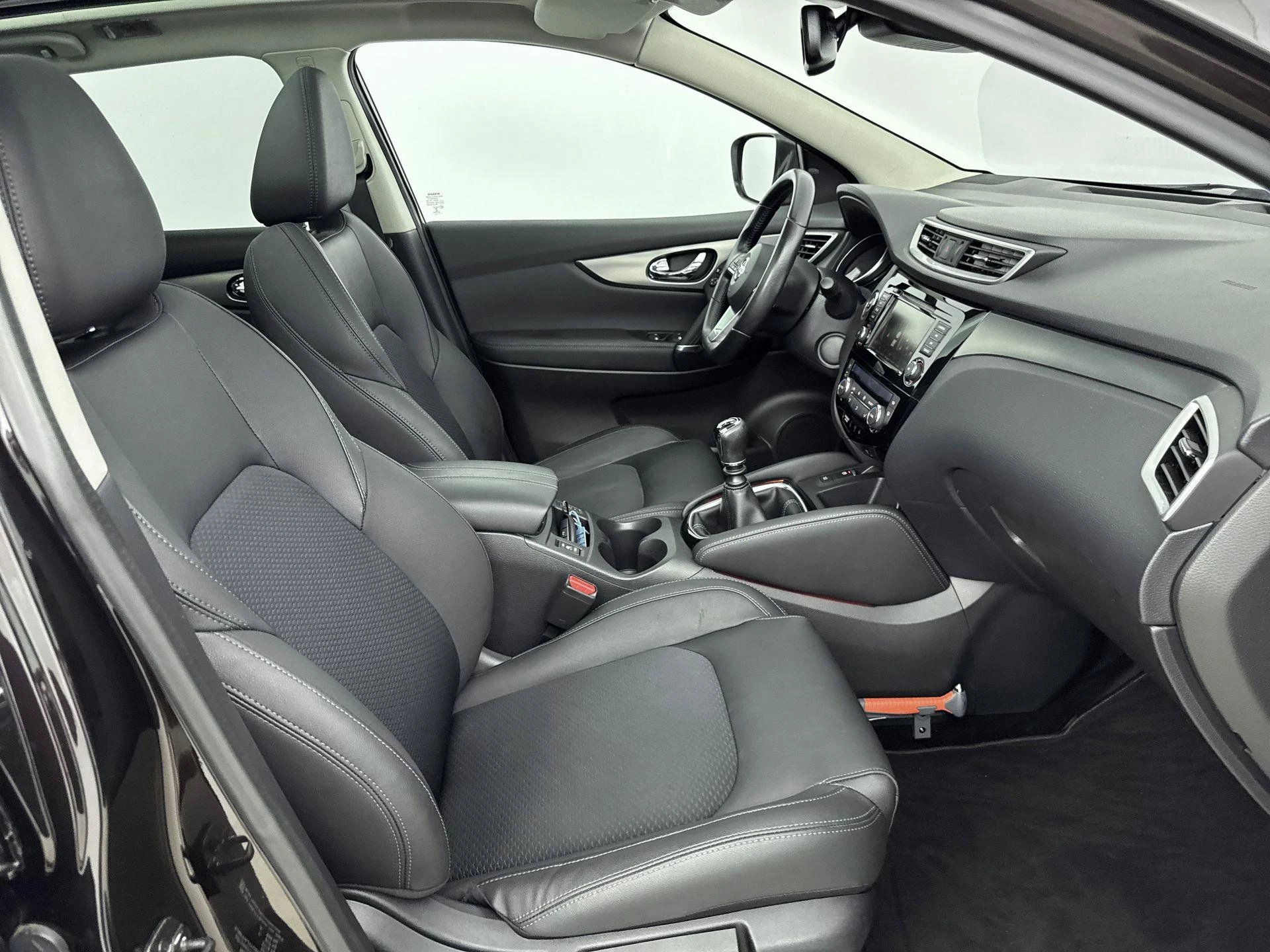 Nissan QASHQAI 1.3 DIG-T Tekna 140PK